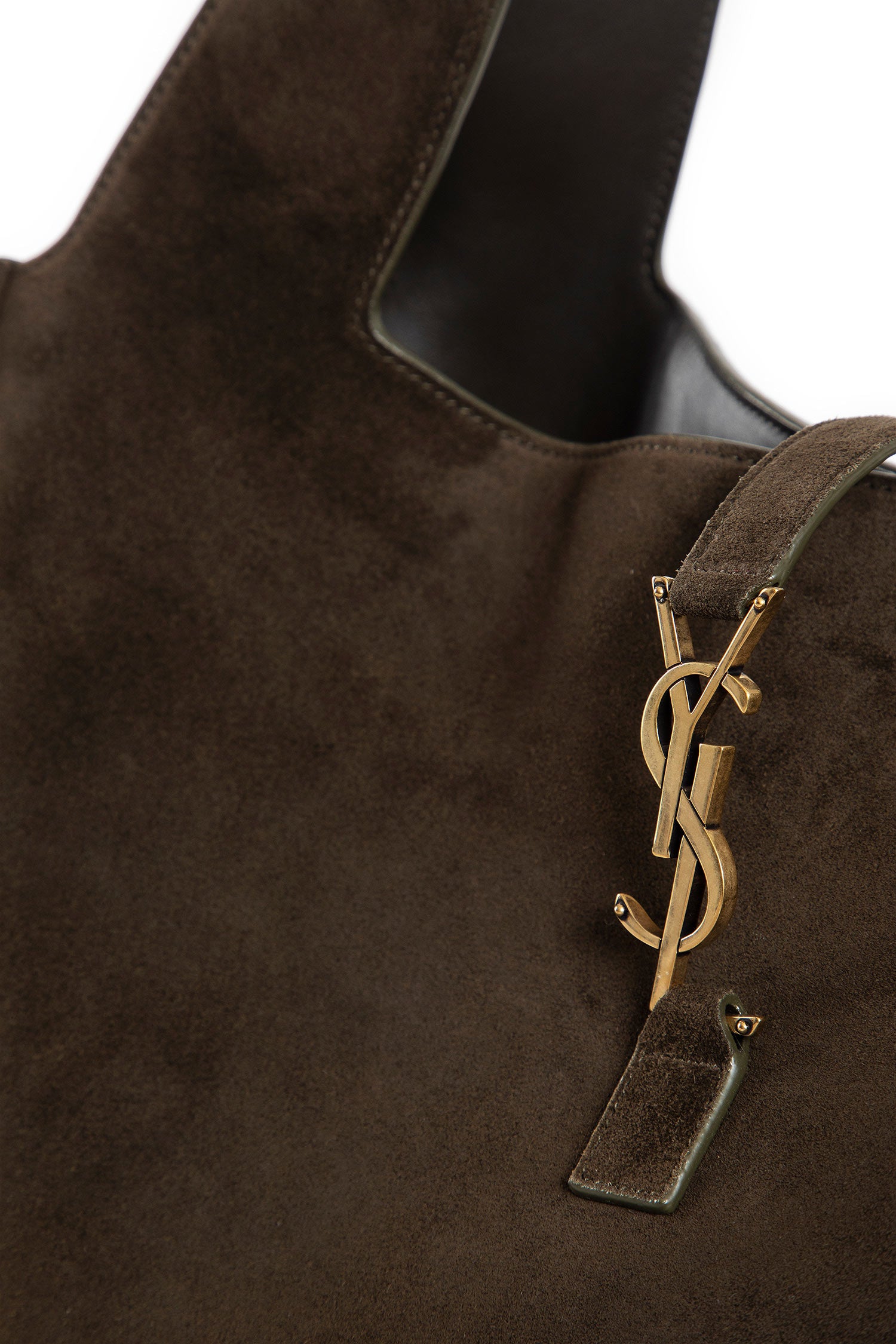 Le 5 à 7 Bea in Suede