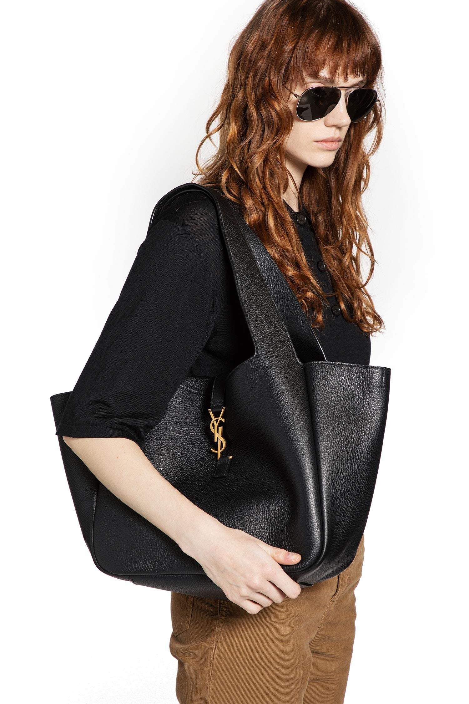 Le 5 À 7 Bea in Grained Leather