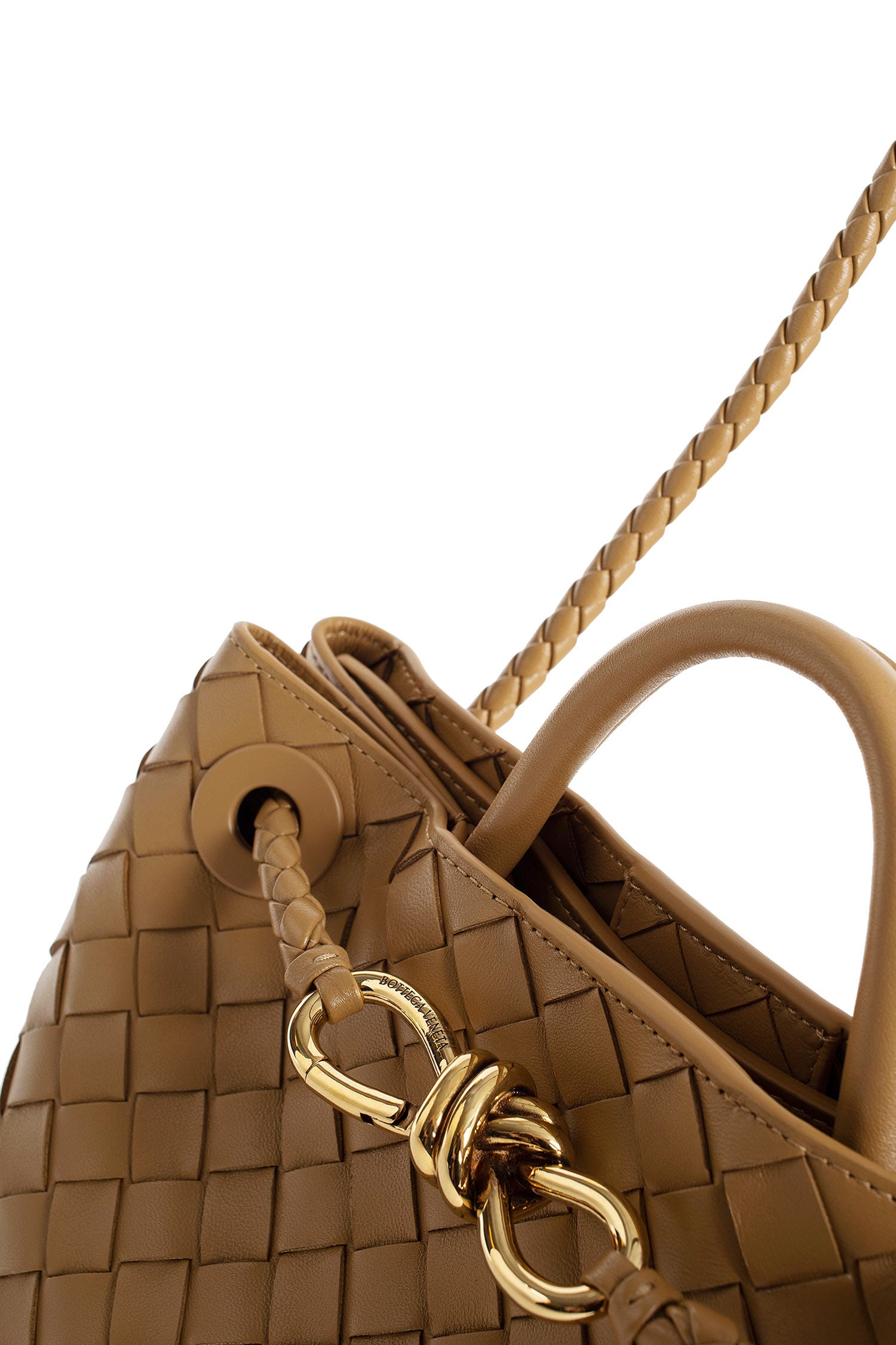 BOTTEGA VENETA WOMAN BEIGE TOP HANDLE BAGS