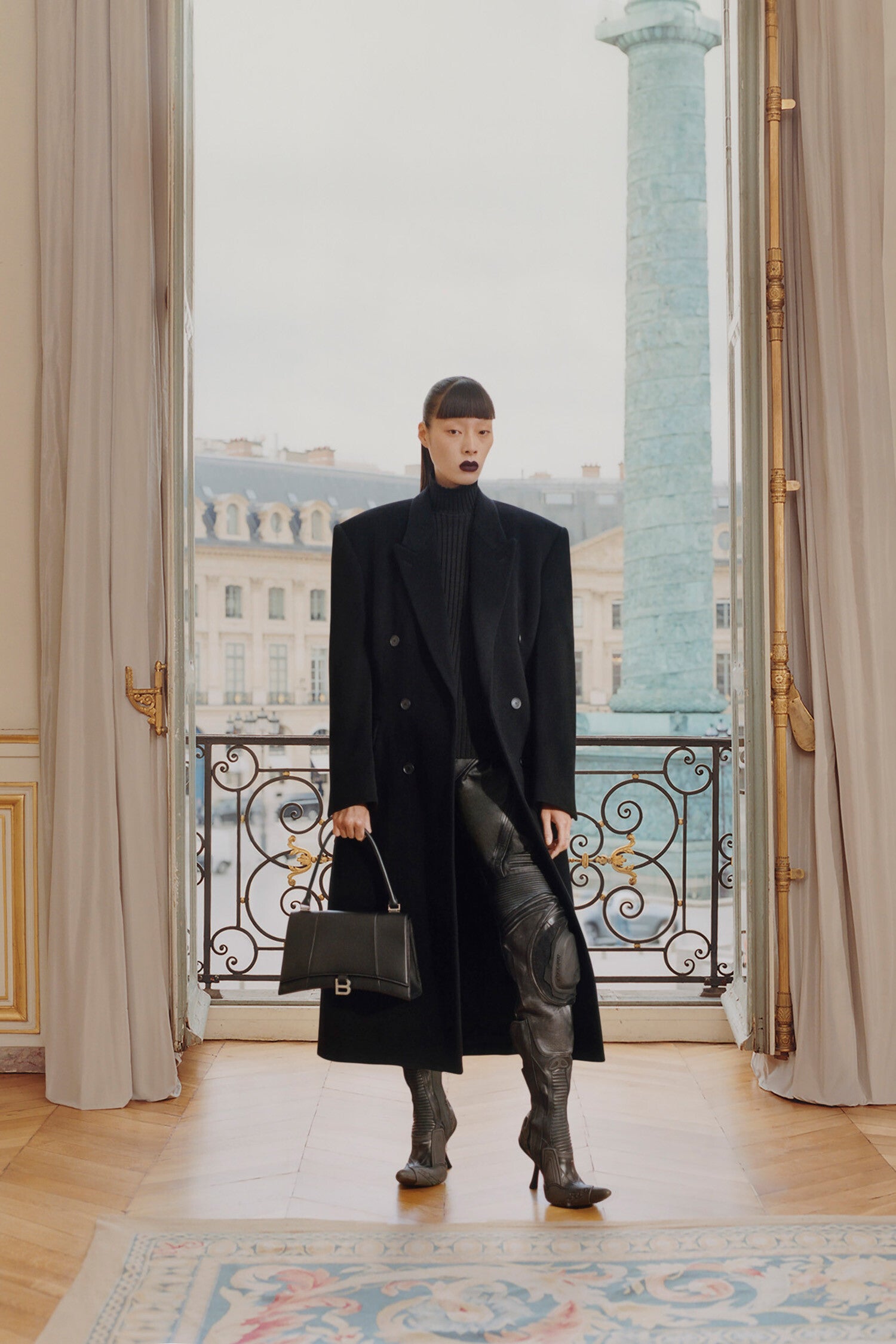 BALENCIAGA WOMAN BLACK COATS