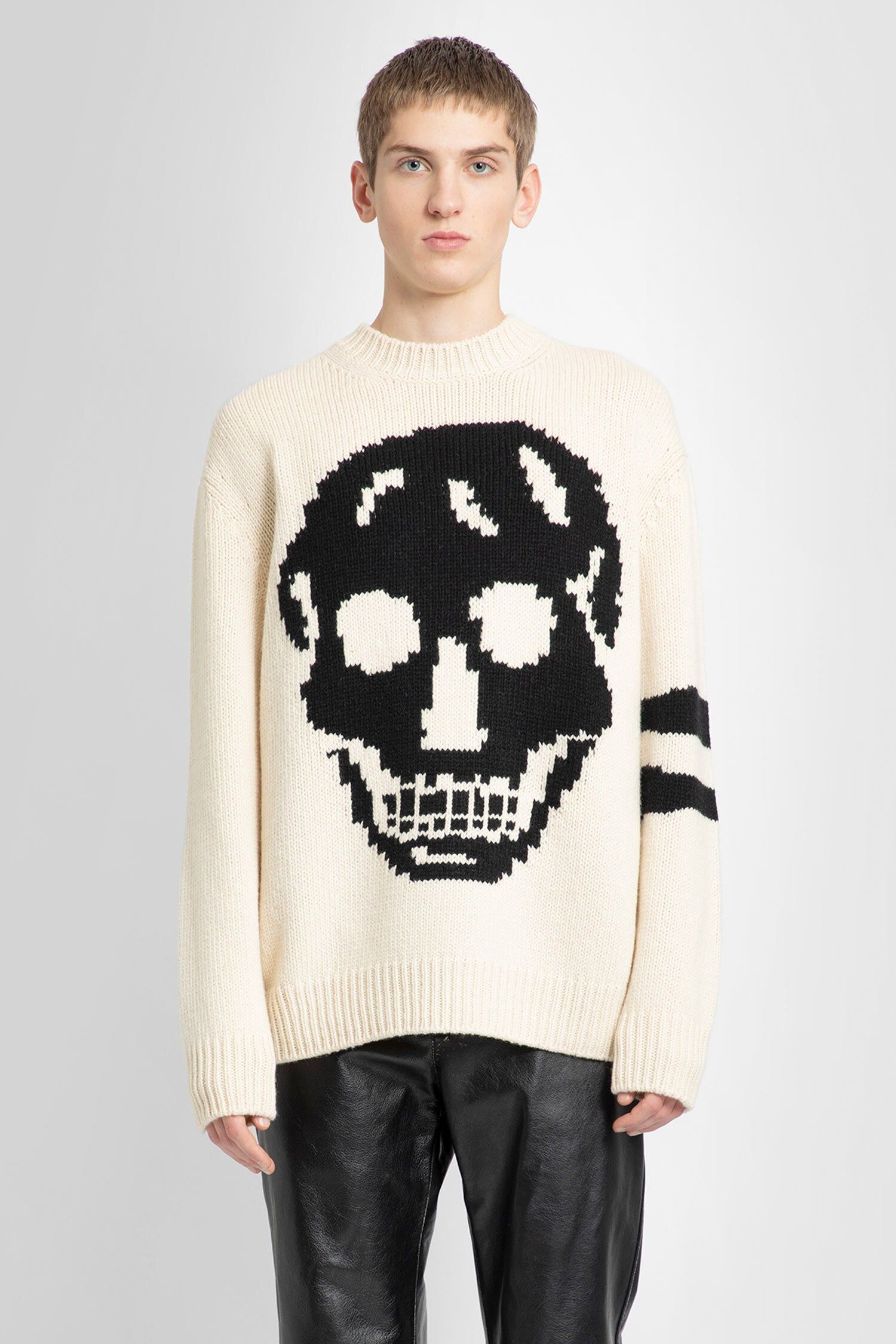 ALEXANDER MCQUEEN MAN BEIGE KNITWEAR