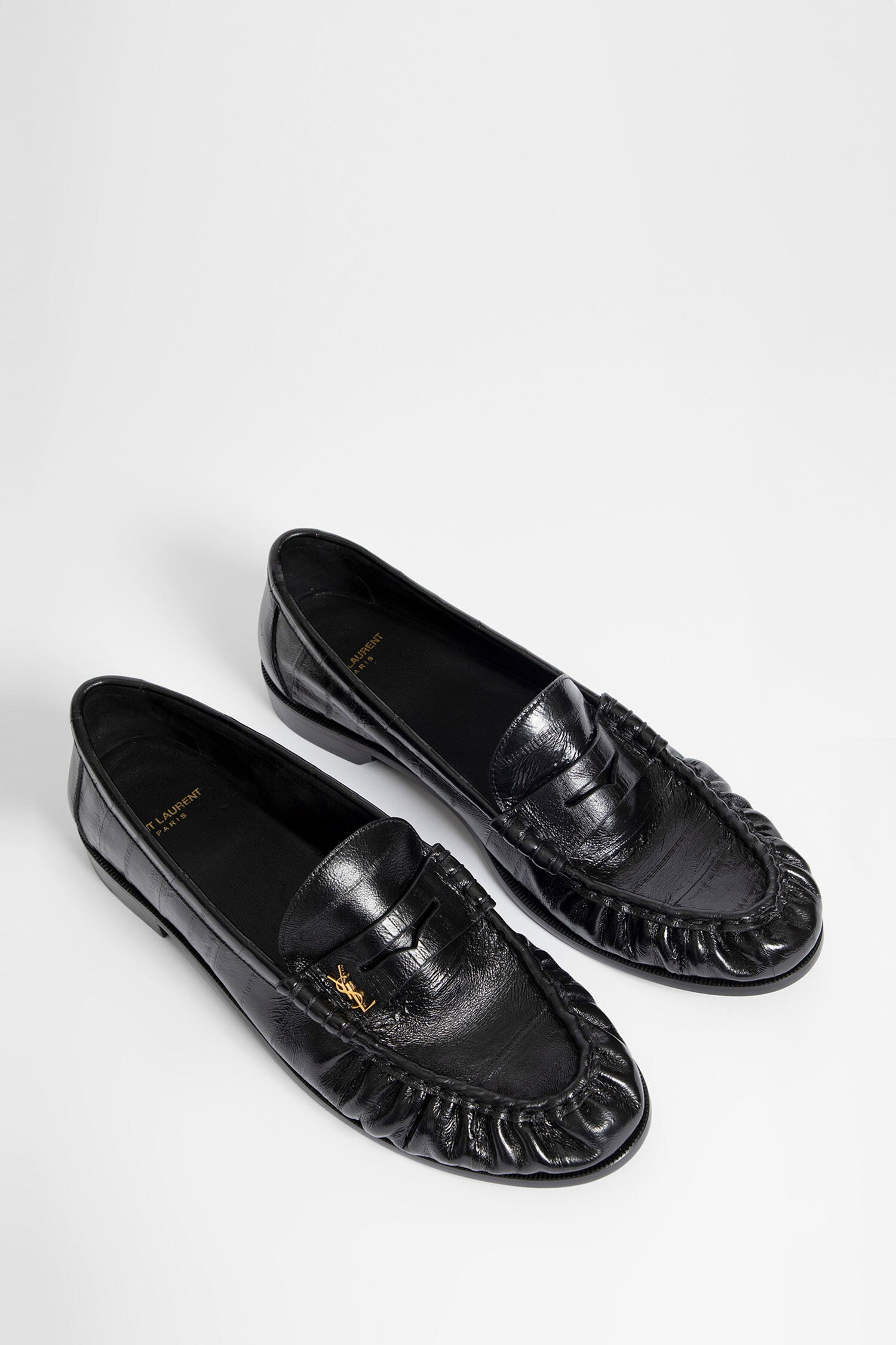 SAINT LAURENT MAN BLACK LOAFERS