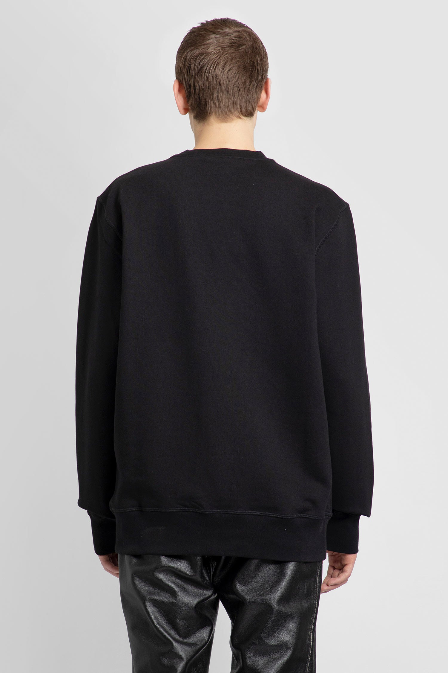 ALEXANDER MCQUEEN MAN BLACK SWEATSHIRTS