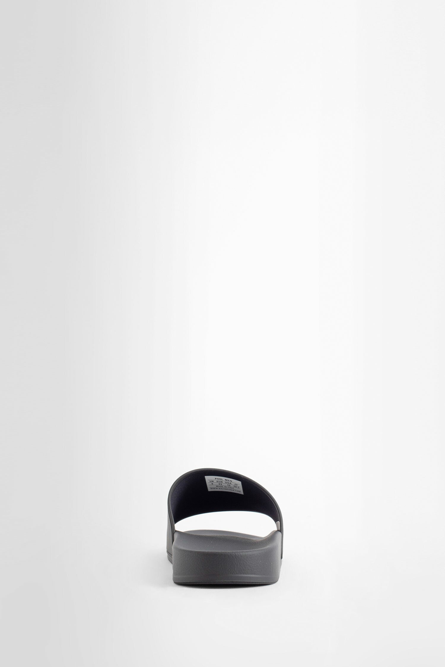 BALENCIAGA MAN BLACK SANDALS & SLIDES