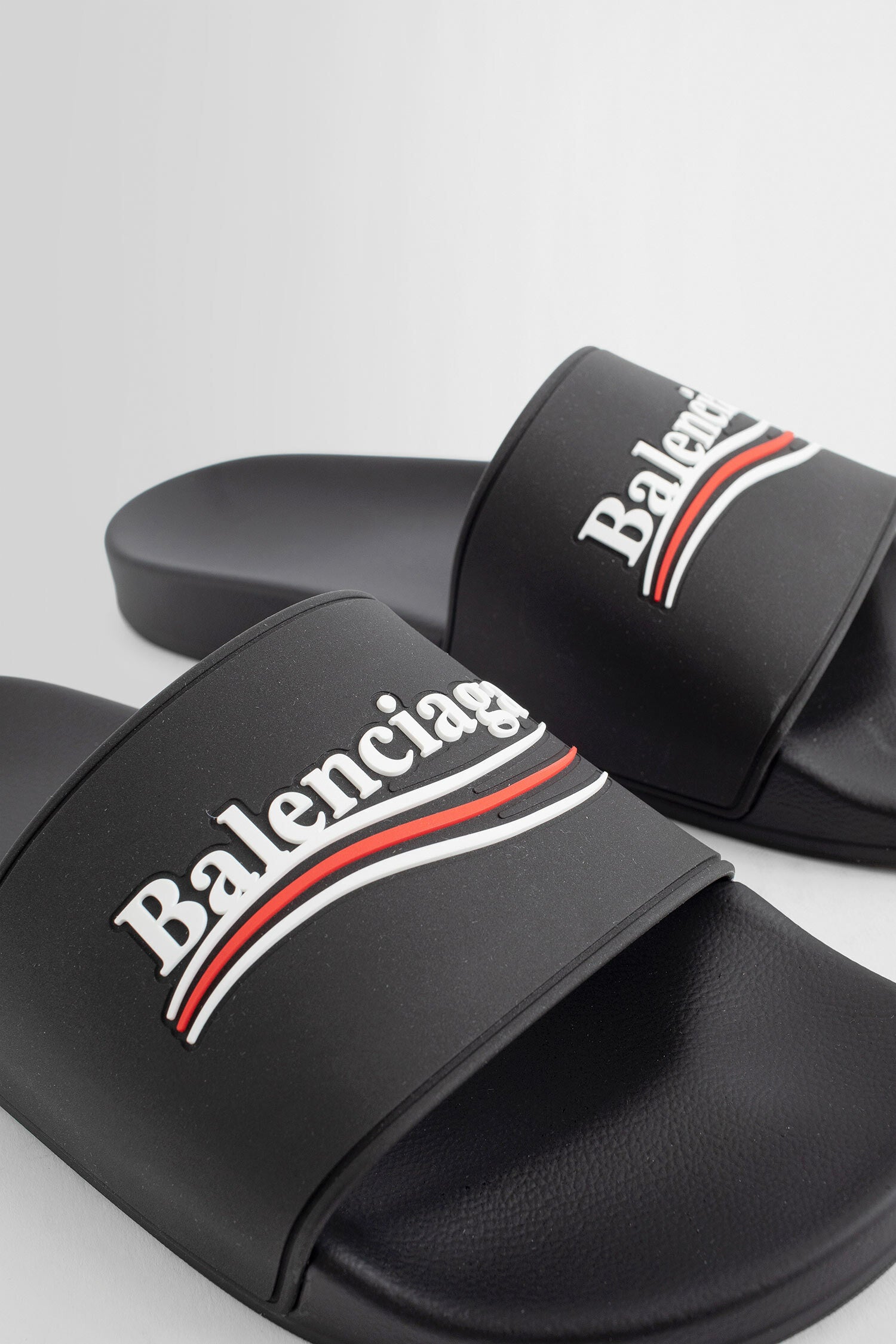 Balenciaga slides men hotsell