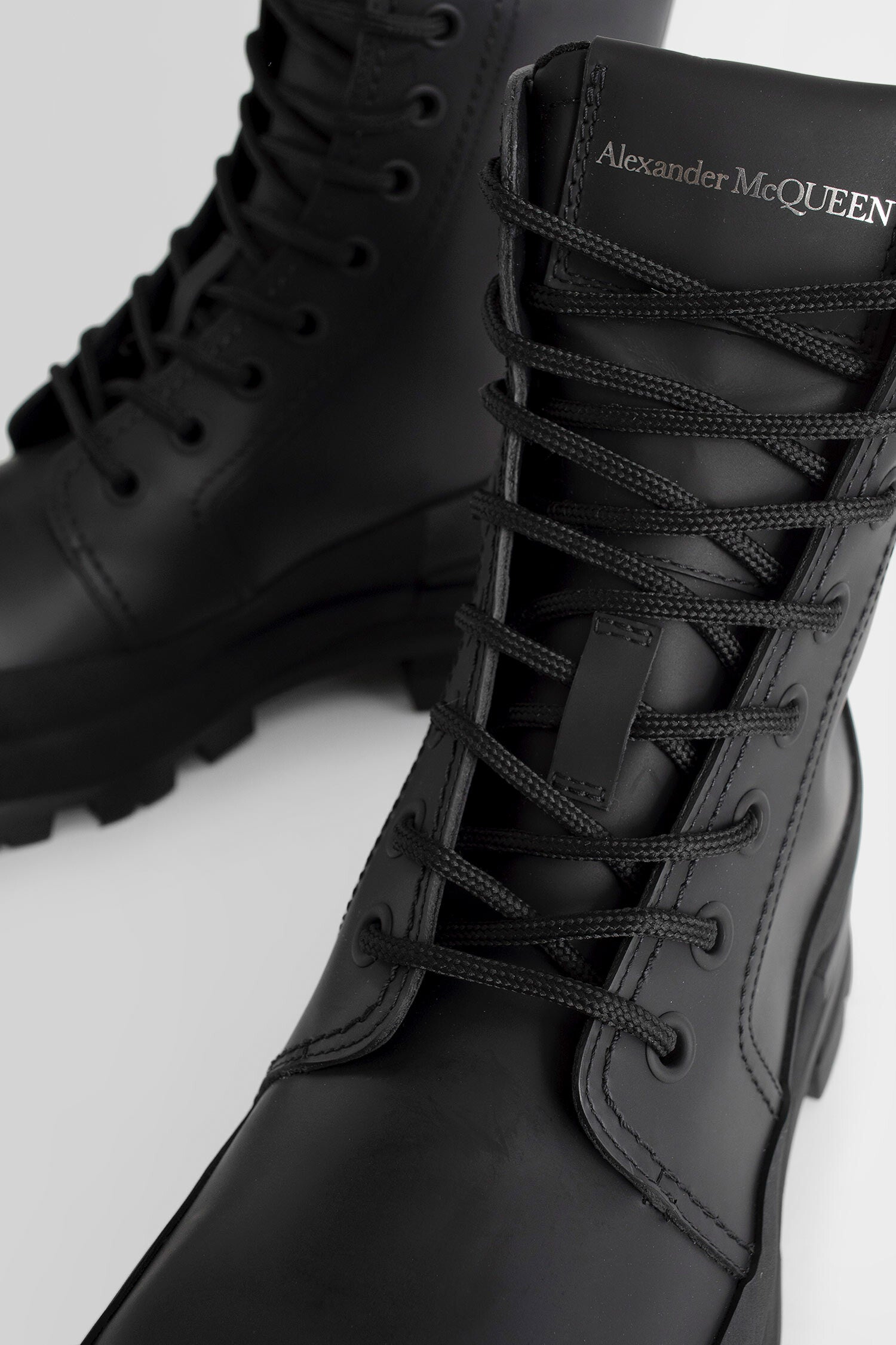 ALEXANDER MCQUEEN MAN BLACK BOOTS