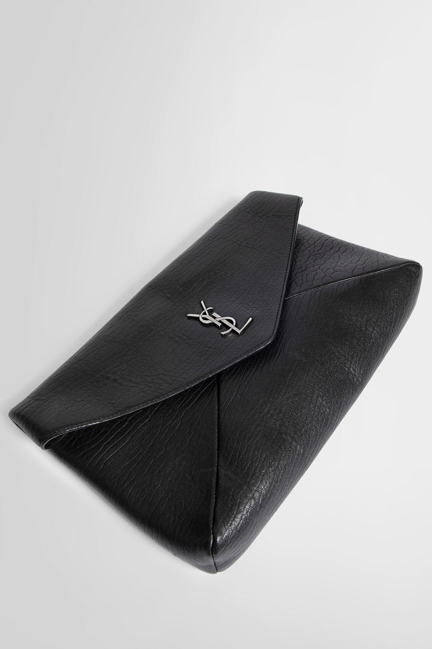 SAINT LAURENT MAN BLACK CLUTCHES & POUCHES