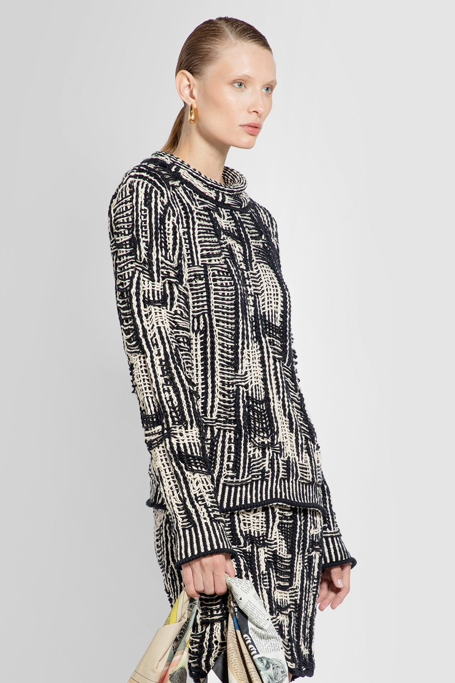 BOTTEGA VENETA WOMAN BLACK&WHITE KNITWEAR