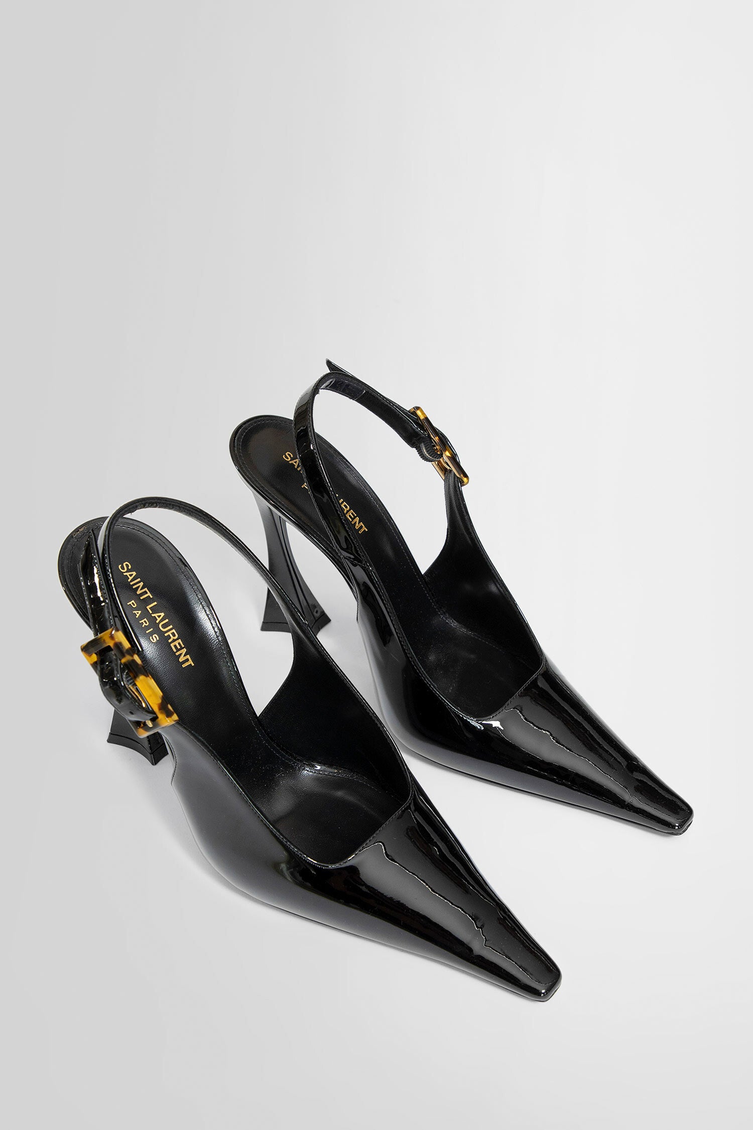 SAINT LAURENT WOMAN BLACK PUMPS