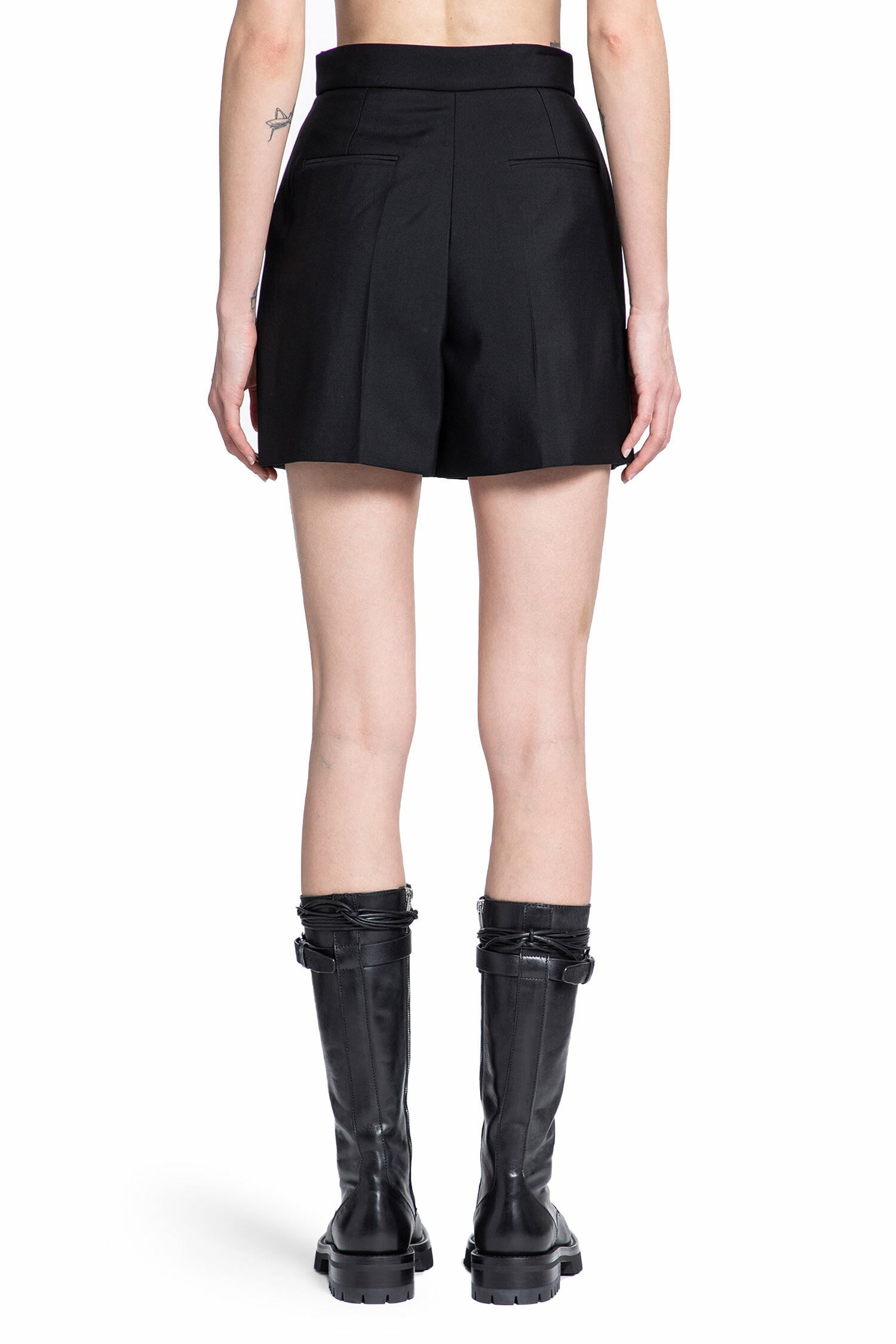 ALEXANDER MCQUEEN WOMAN BLACK SHORTS