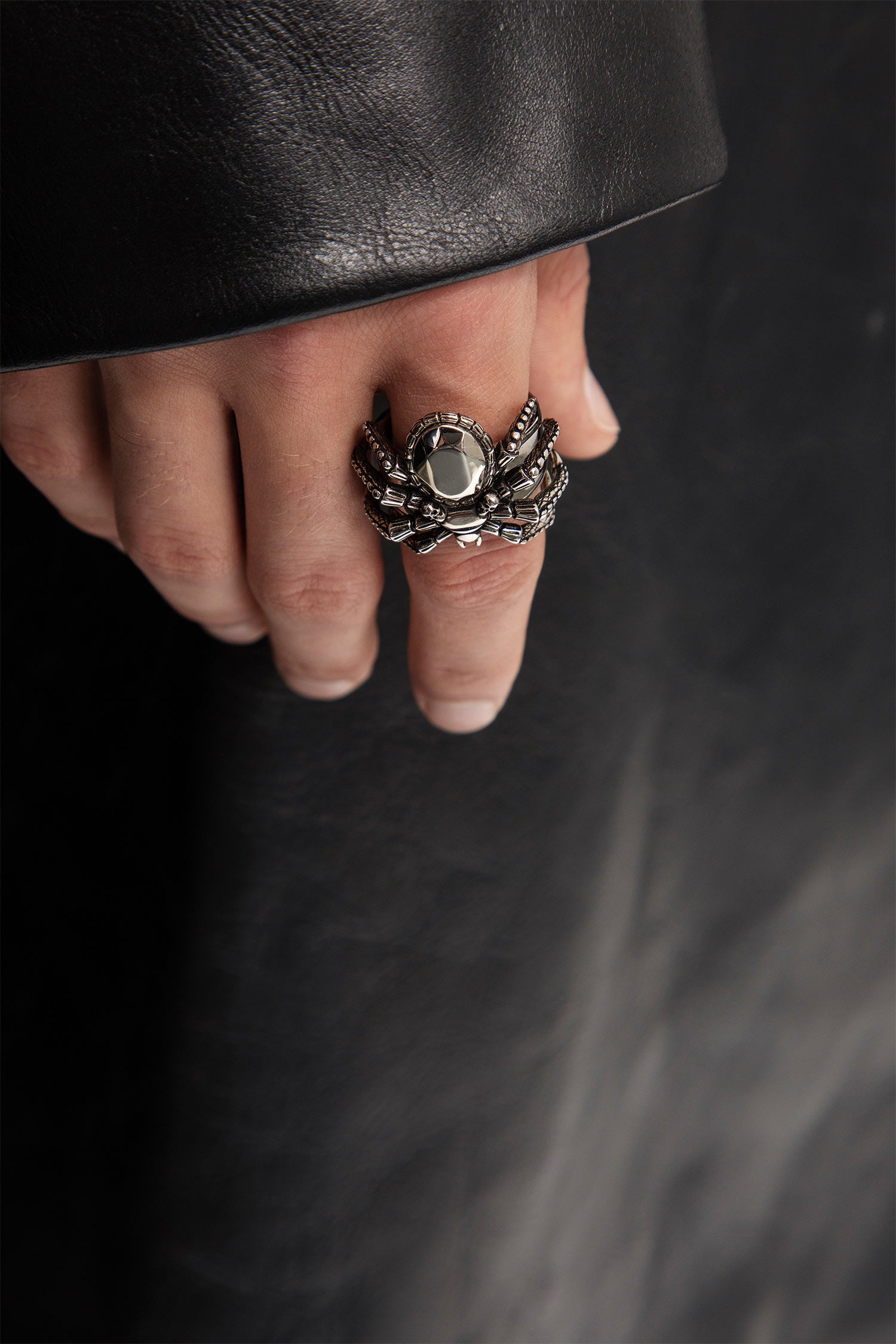 ALEXANDER MCQUEEN MAN SILVER JEWELLERY