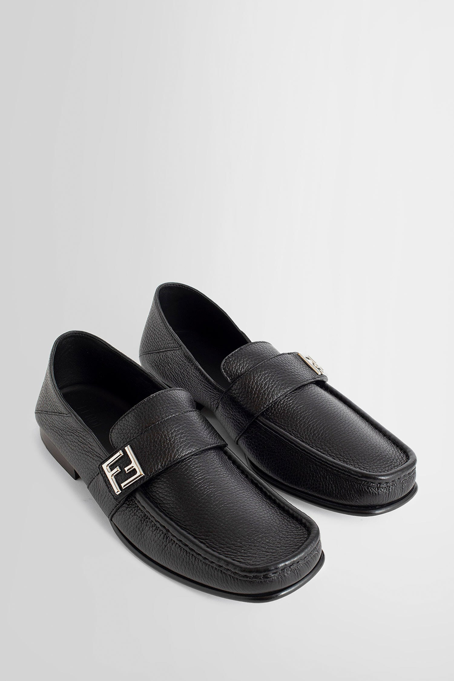 FENDI MAN BLACK LOAFERS