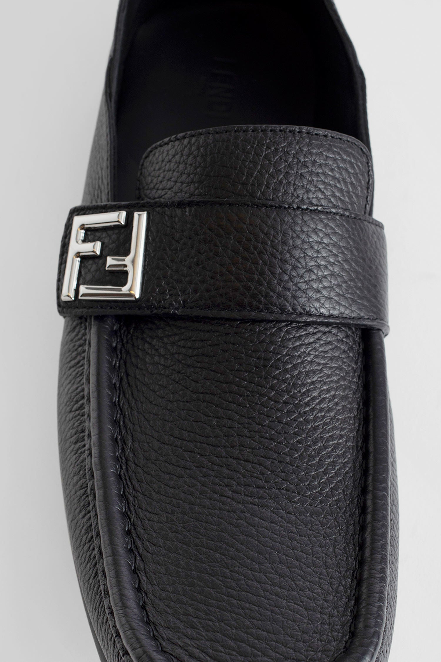 FENDI MAN BLACK LOAFERS