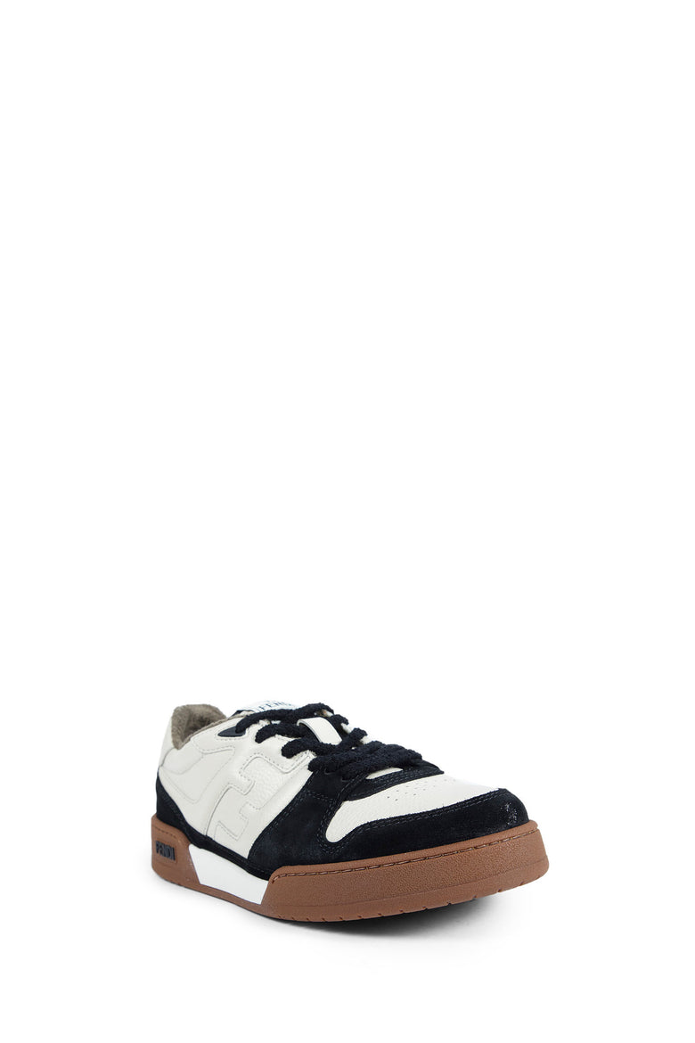 Match Sneakers