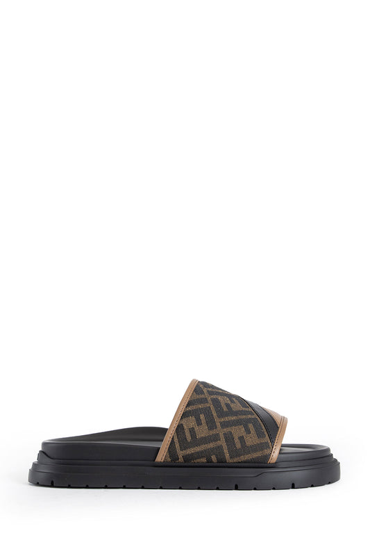 FENDI MAN BROWN SANDALS & SLIDES