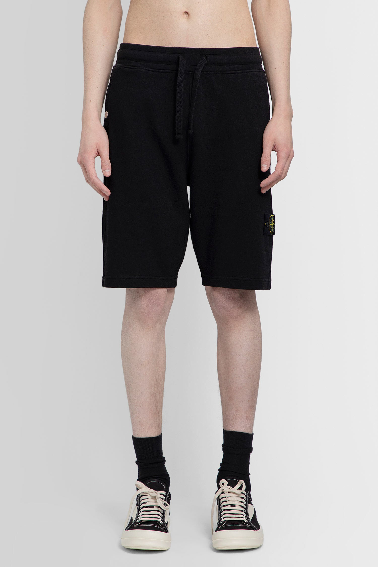 STONE ISLAND MAN BLACK SHORTS STONE ISLAND SHORTS Antonioli