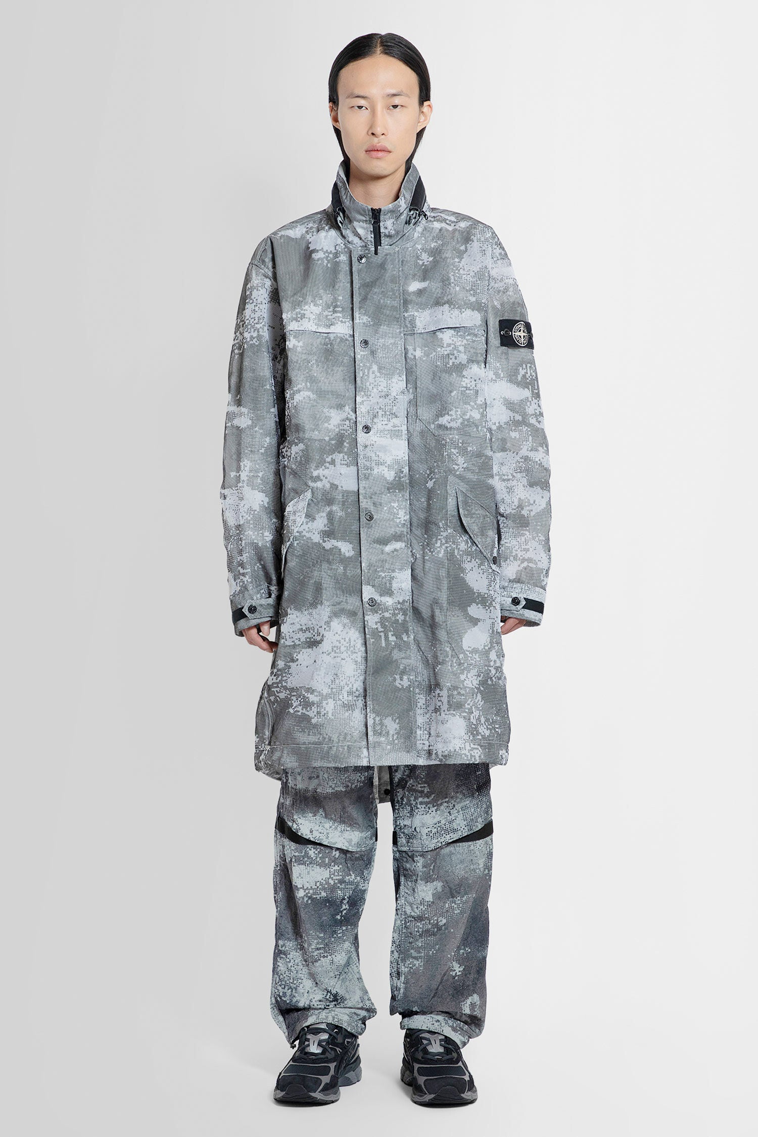 STONE ISLAND MAN GREY COATS