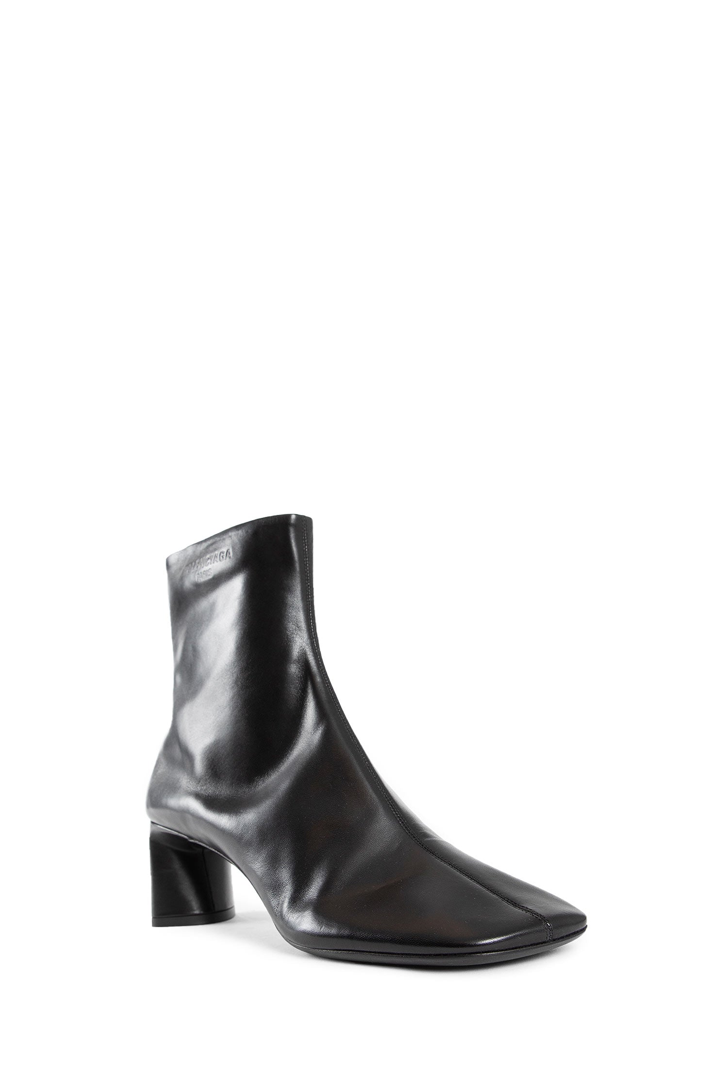 BALENCIAGA WOMAN BLACK BOOTS