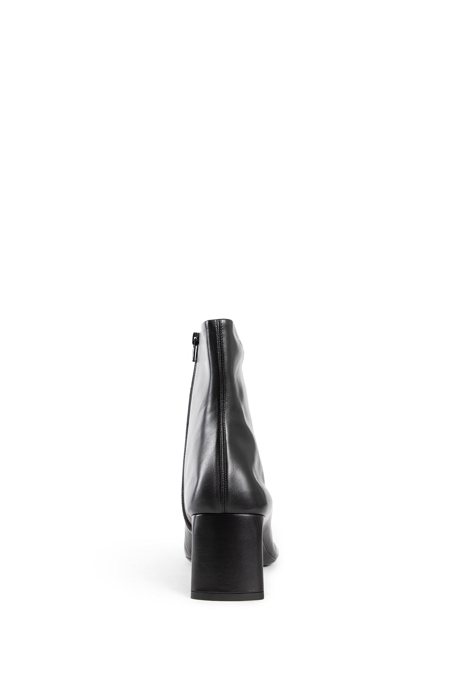 BALENCIAGA WOMAN BLACK BOOTS