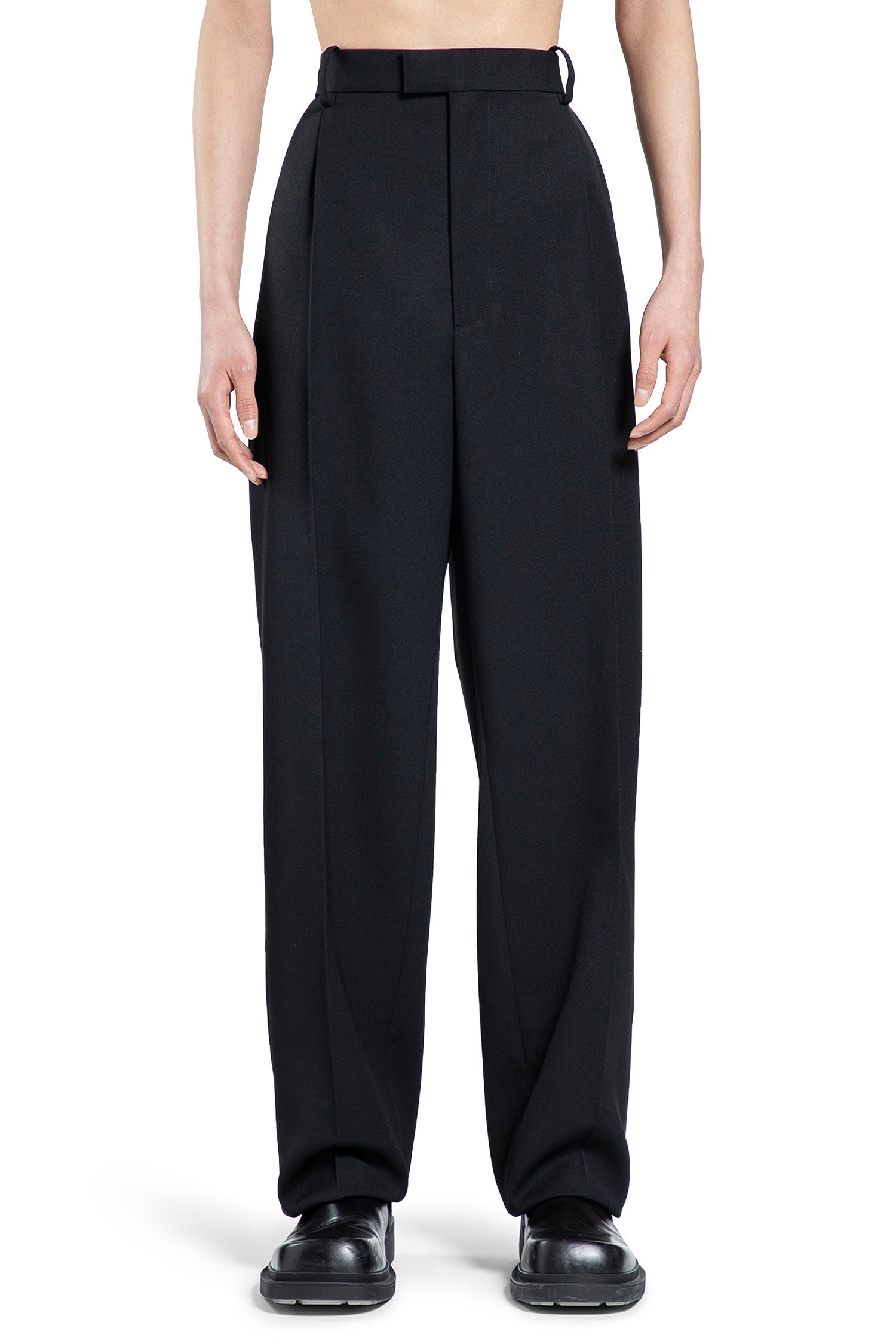 Tailored pleated trousers
