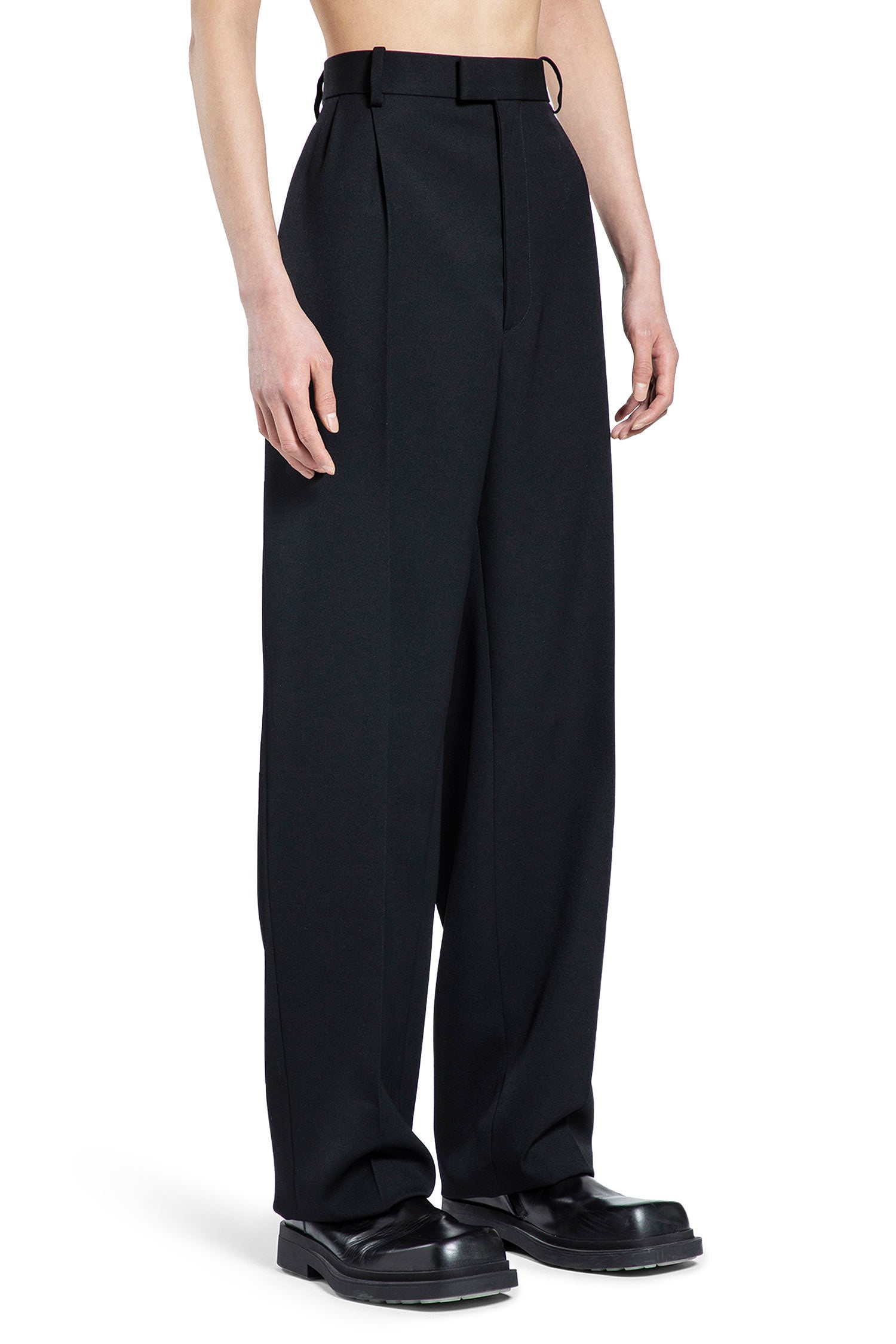 Tailored pleated trousers