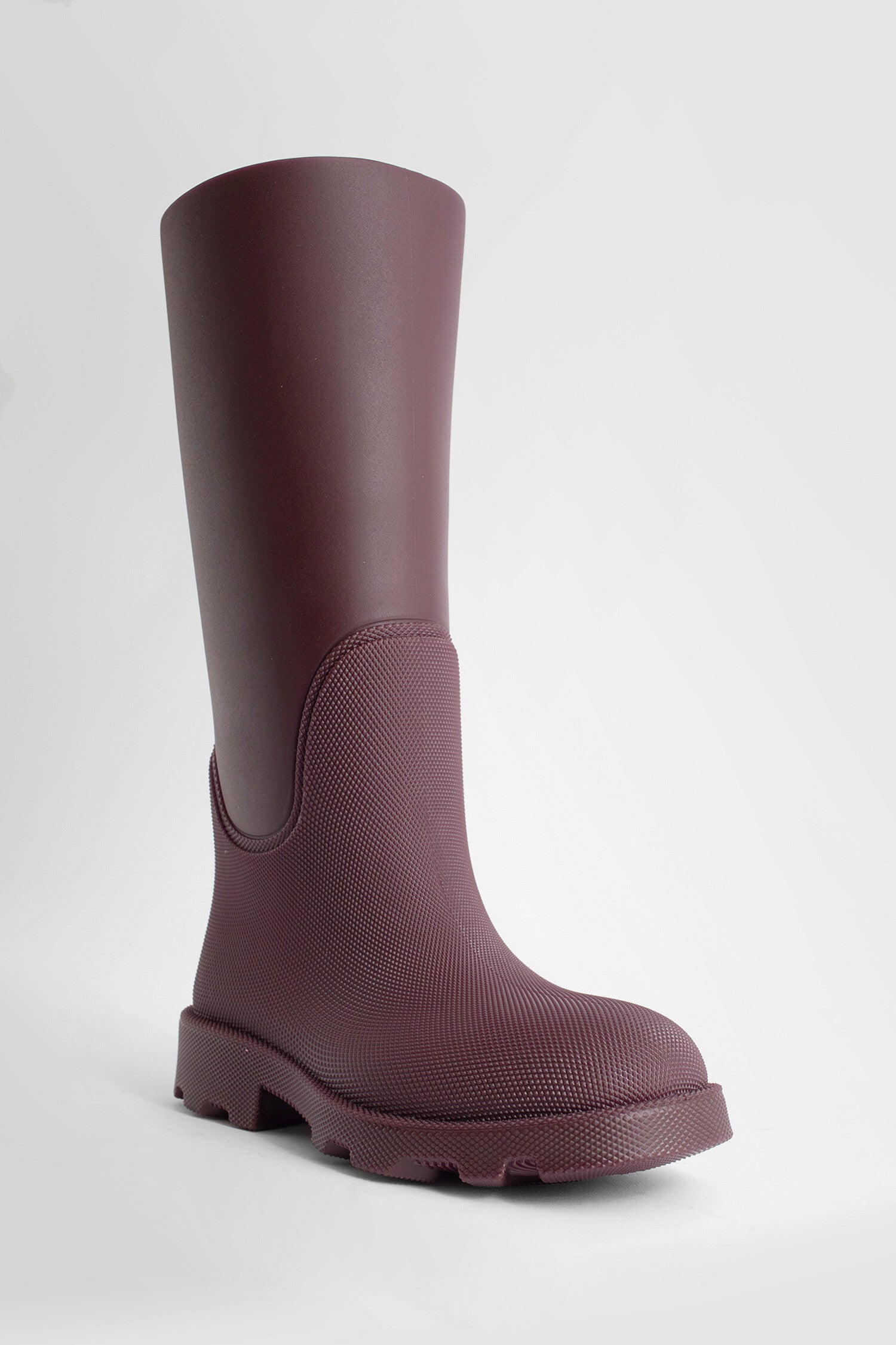 Burberry sales boots red