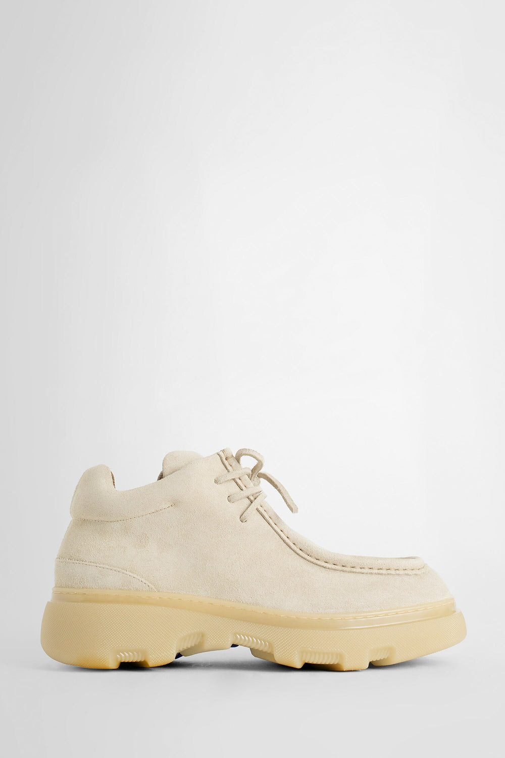 BURBERRY MAN BEIGE LACE-UPS