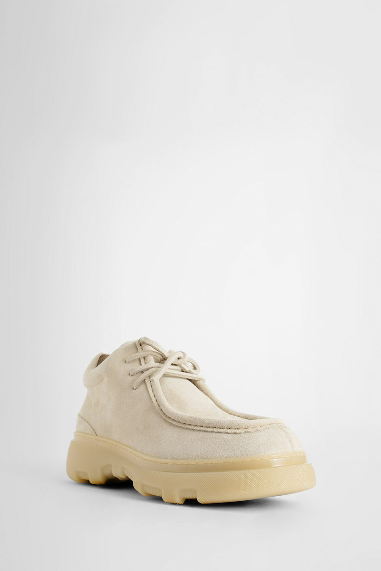 BURBERRY MAN BEIGE LACE-UPS