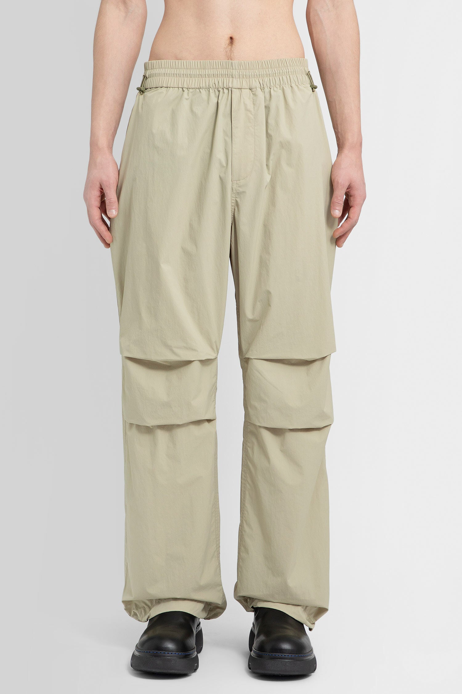 BURBERRY MAN BEIGE TROUSERS