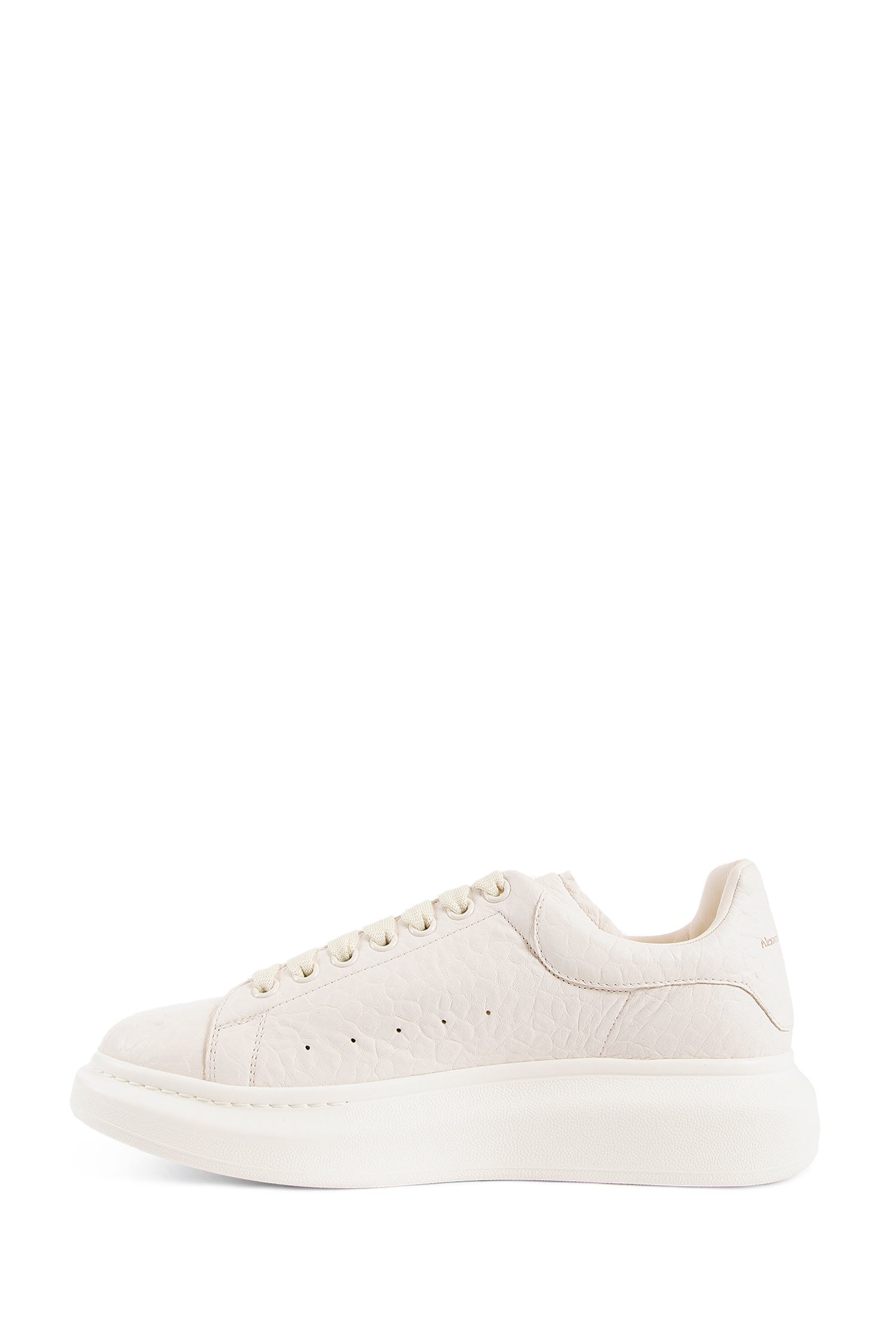 ALEXANDER MCQUEEN WOMAN OFF-WHITE SNEAKERS