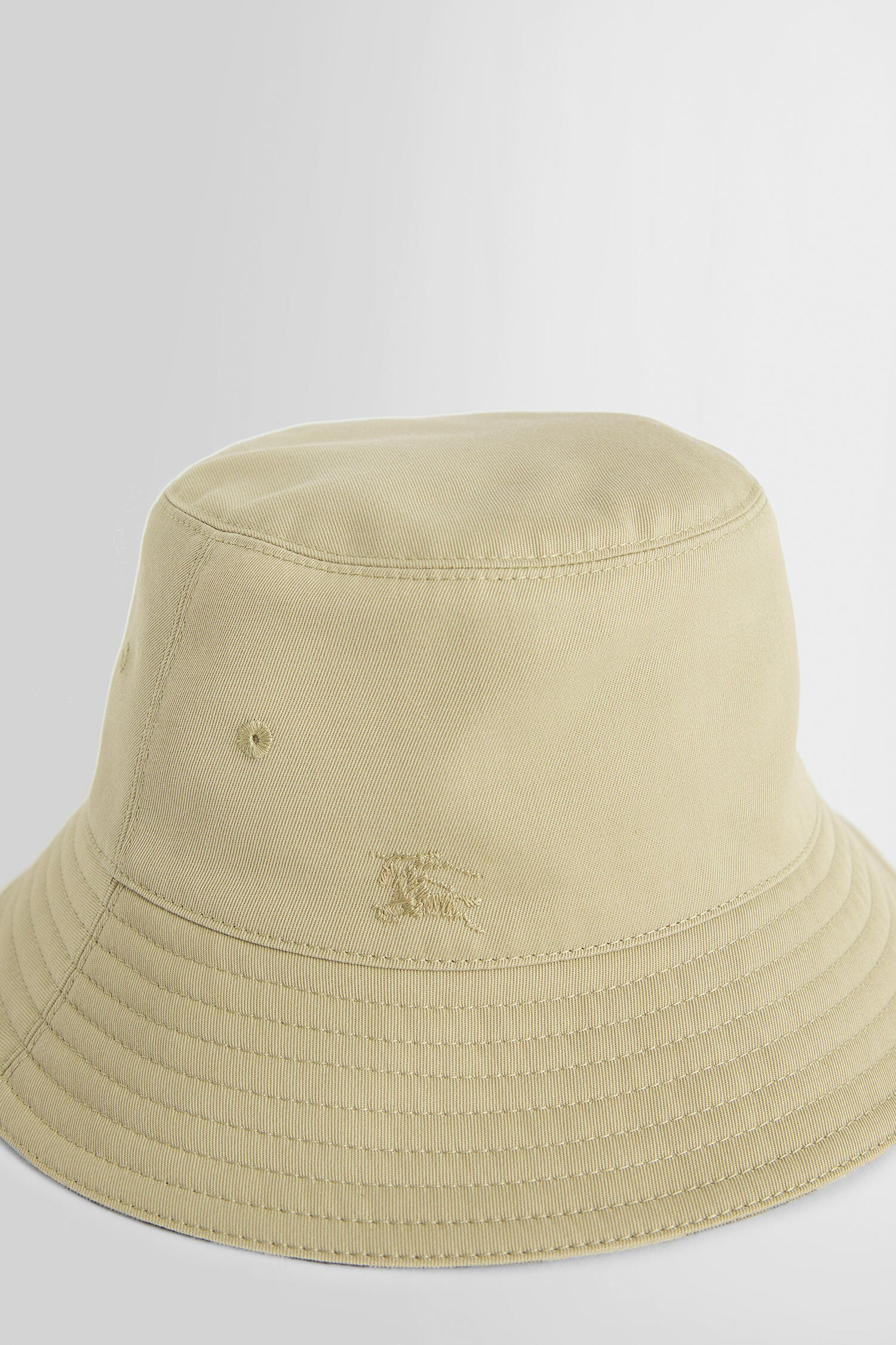 BURBERRY WOMAN BEIGE HATS