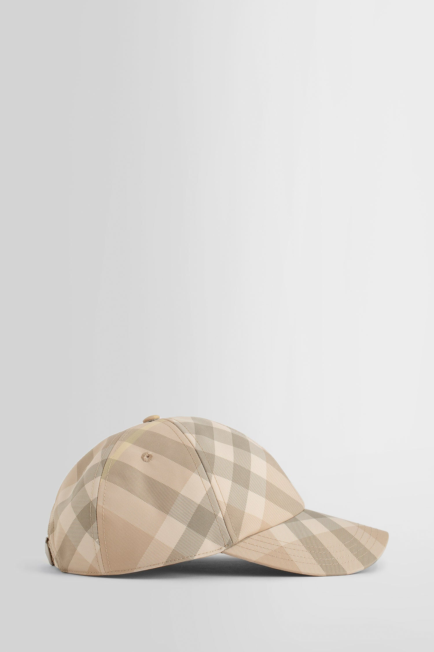 BURBERRY WOMAN BEIGE HATS