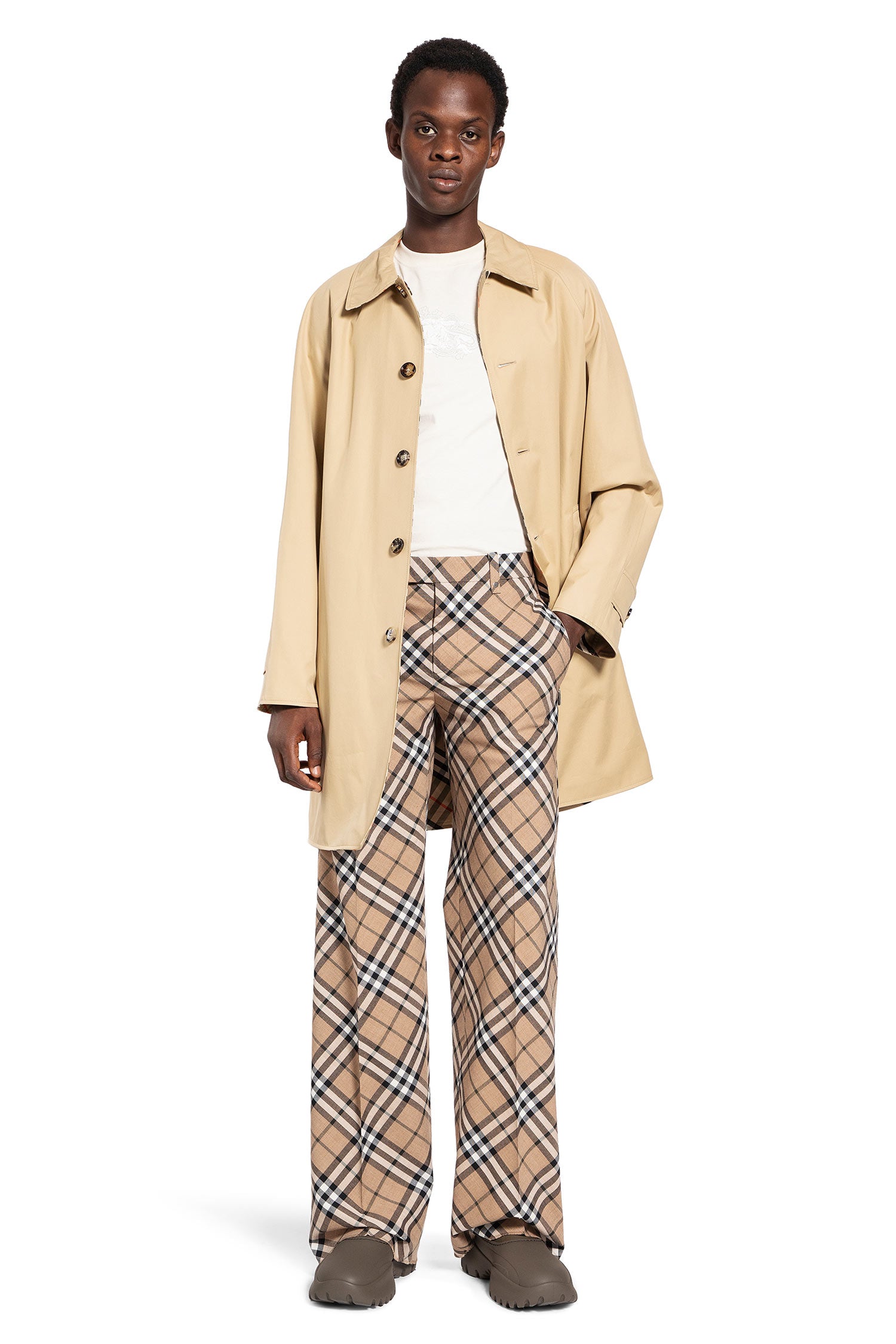 BURBERRY MAN BEIGE TROUSERS