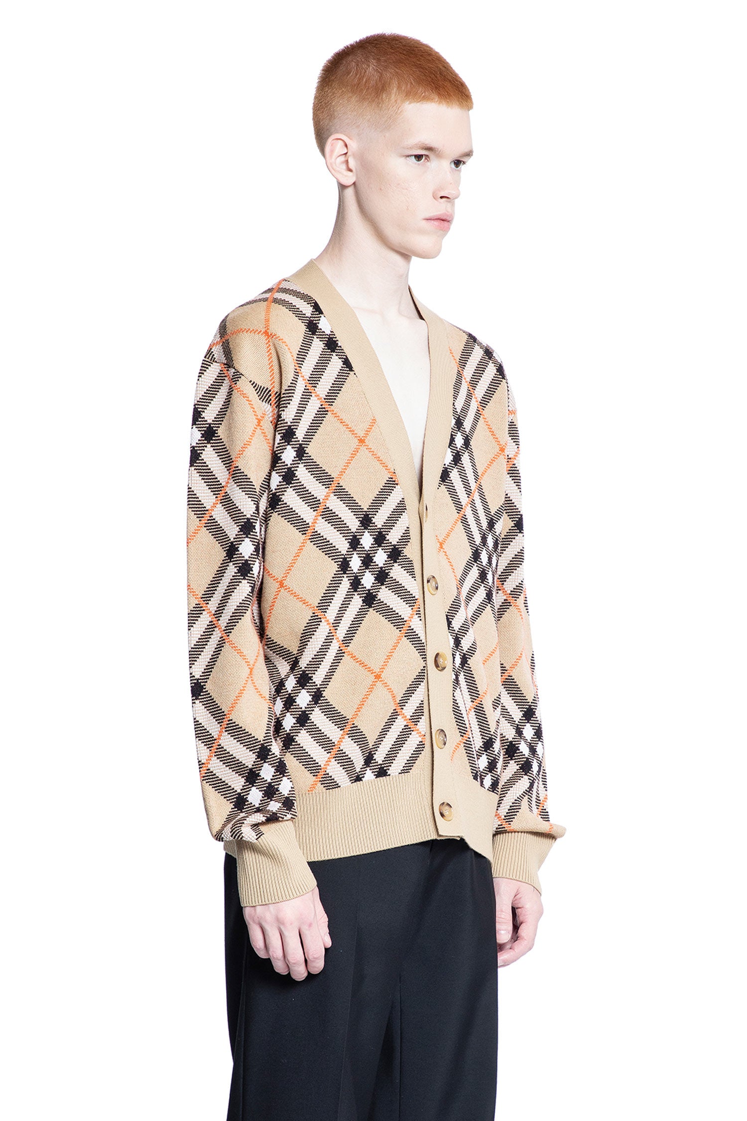 BURBERRY MAN BEIGE KNITWEAR