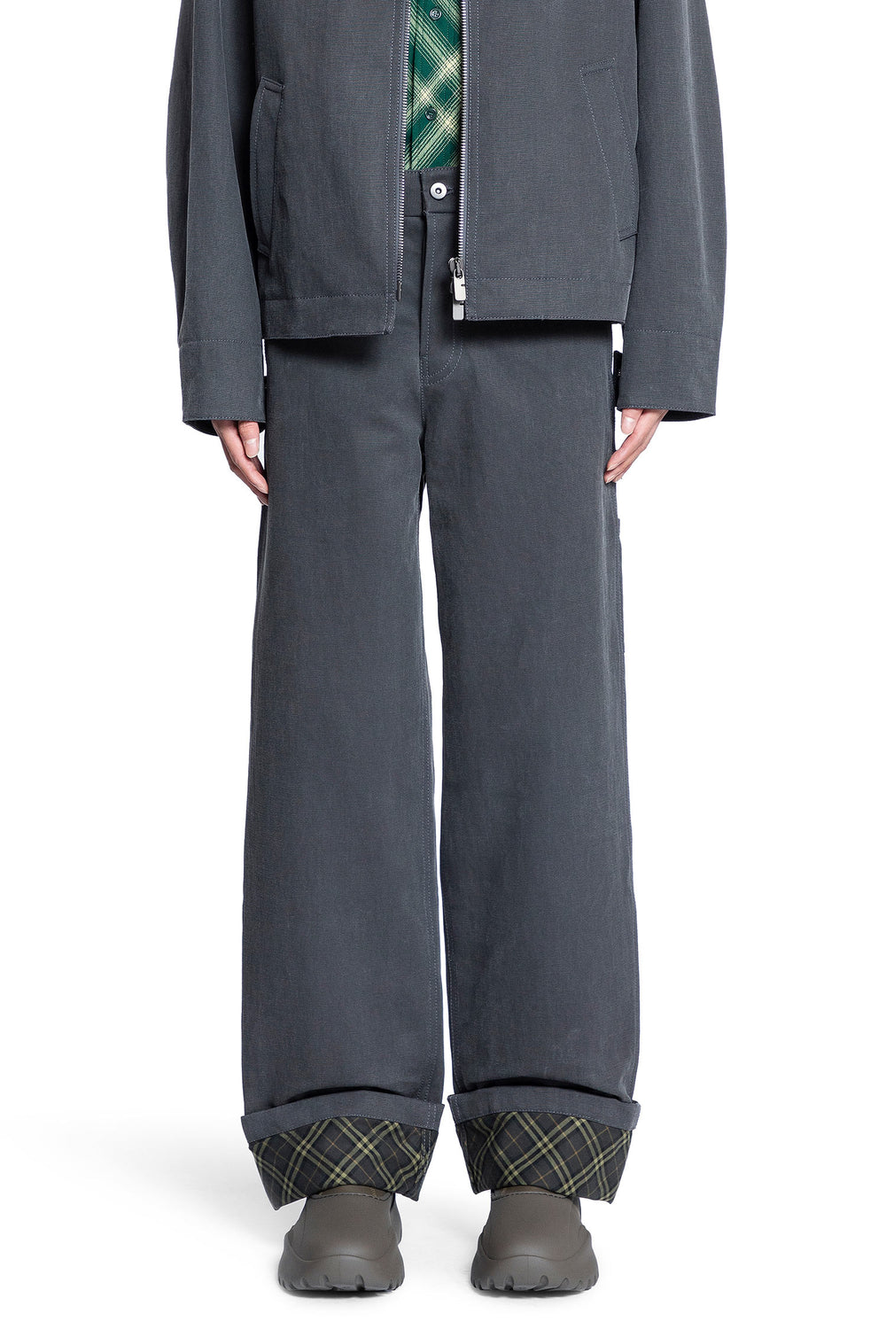 BURBERRY MAN GREY TROUSERS