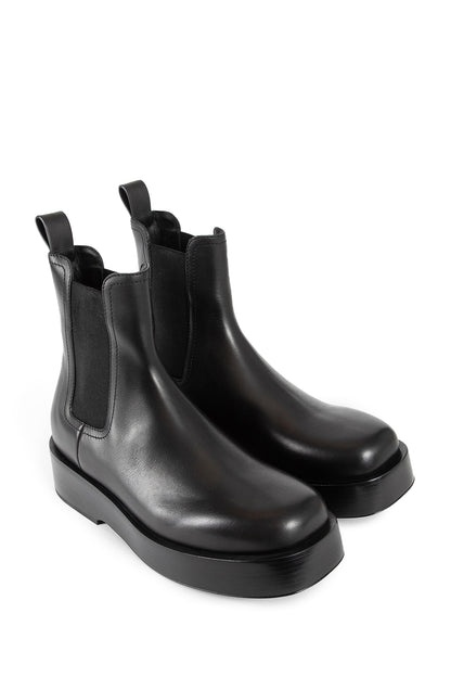 BOTTEGA VENETA MAN BLACK BOOTS