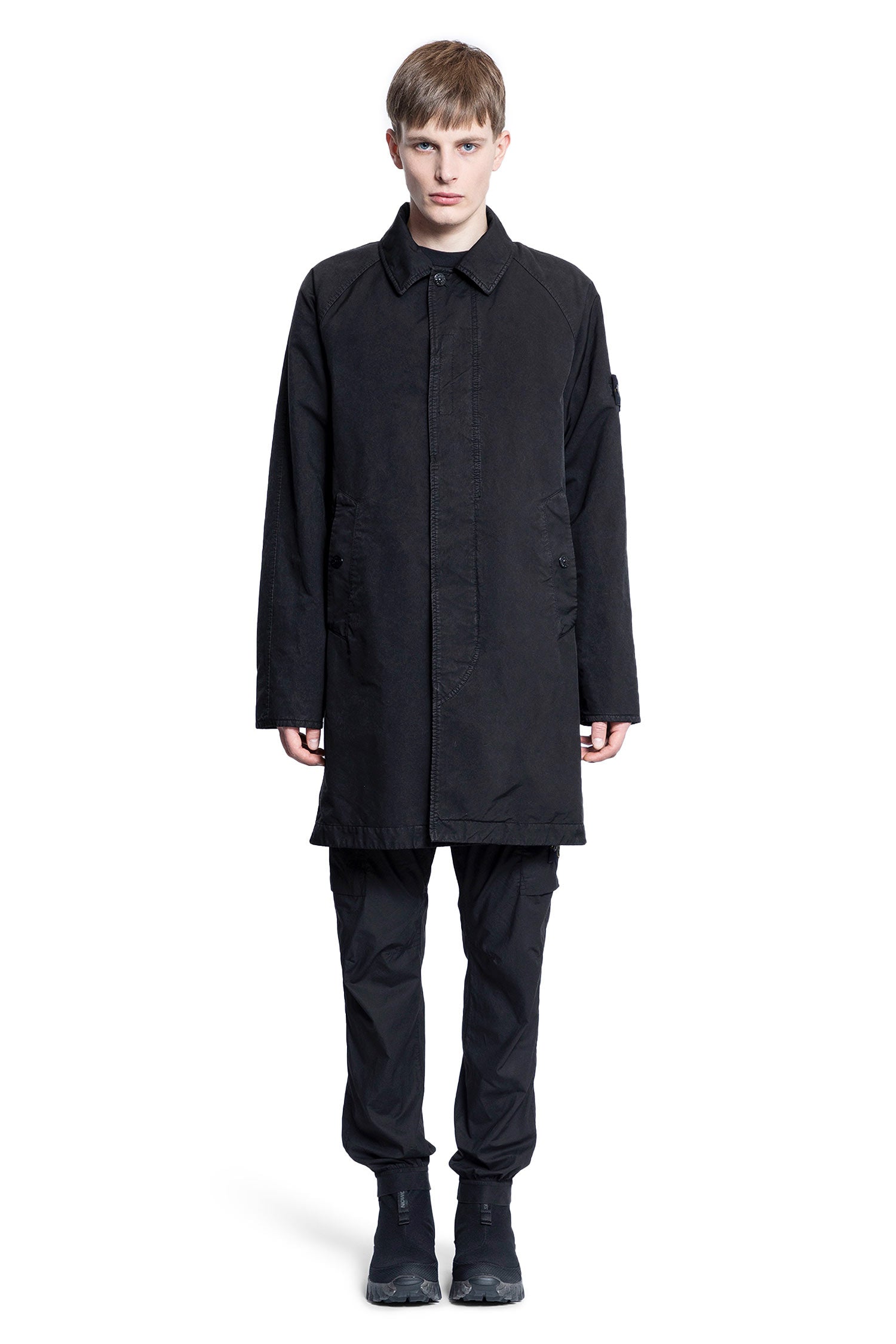 STONE ISLAND MAN BLACK COATS