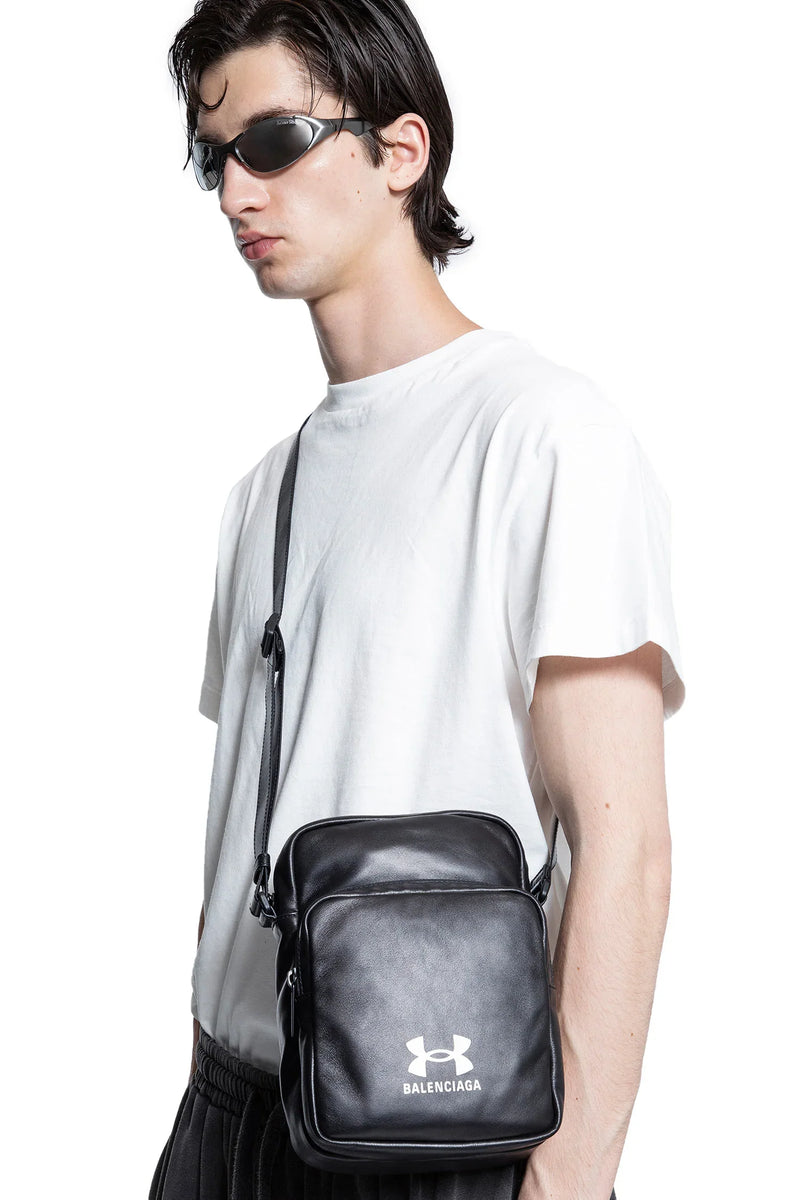 Under Armour® collaboration Crossbody Pouch - Antonioli.eu