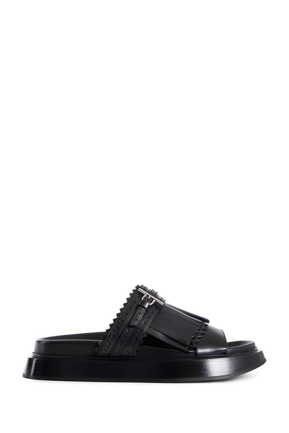 ALEXANDER MCQUEEN WOMAN BLACK SANDALS & SLIDES