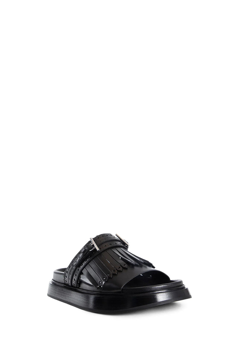 ALEXANDER MCQUEEN WOMAN BLACK SANDALS & SLIDES - Antonioli.eu