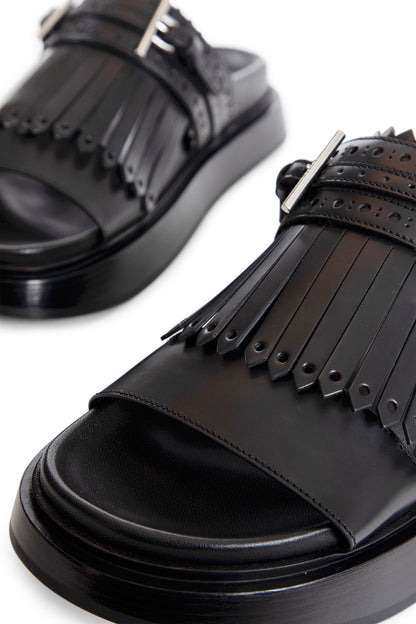 ALEXANDER MCQUEEN WOMAN BLACK SANDALS & SLIDES