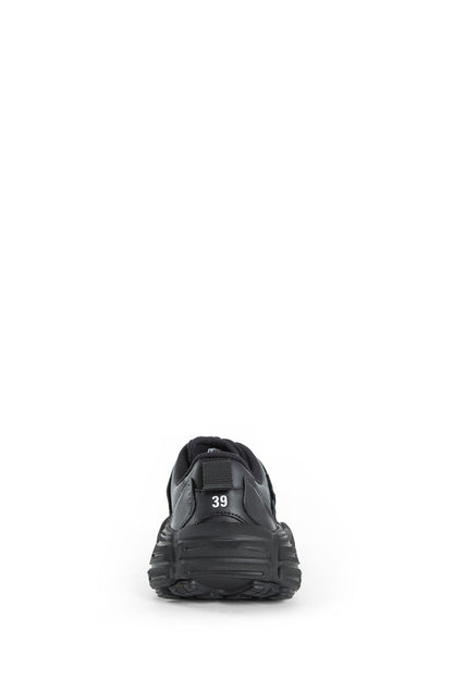 Monday Sneakers in Leather