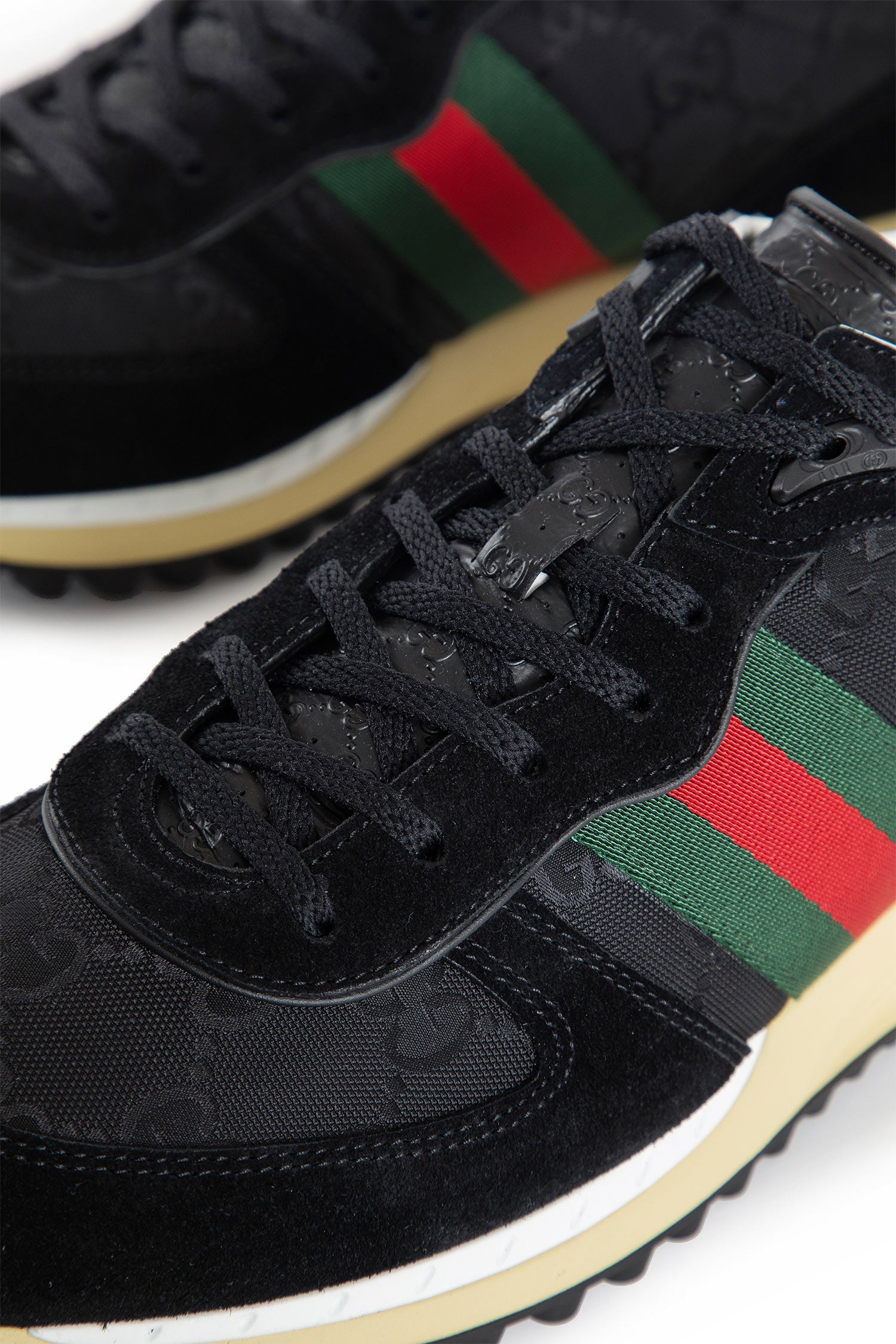 Re-Motion Sneakers