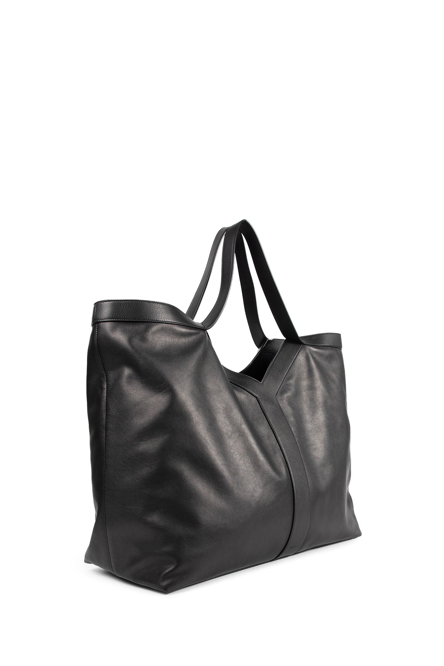 Y Maxi Tote in Grained Leather