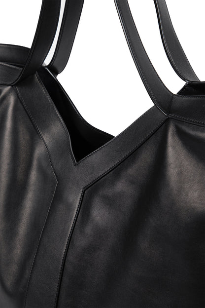Y Maxi Tote in Grained Leather