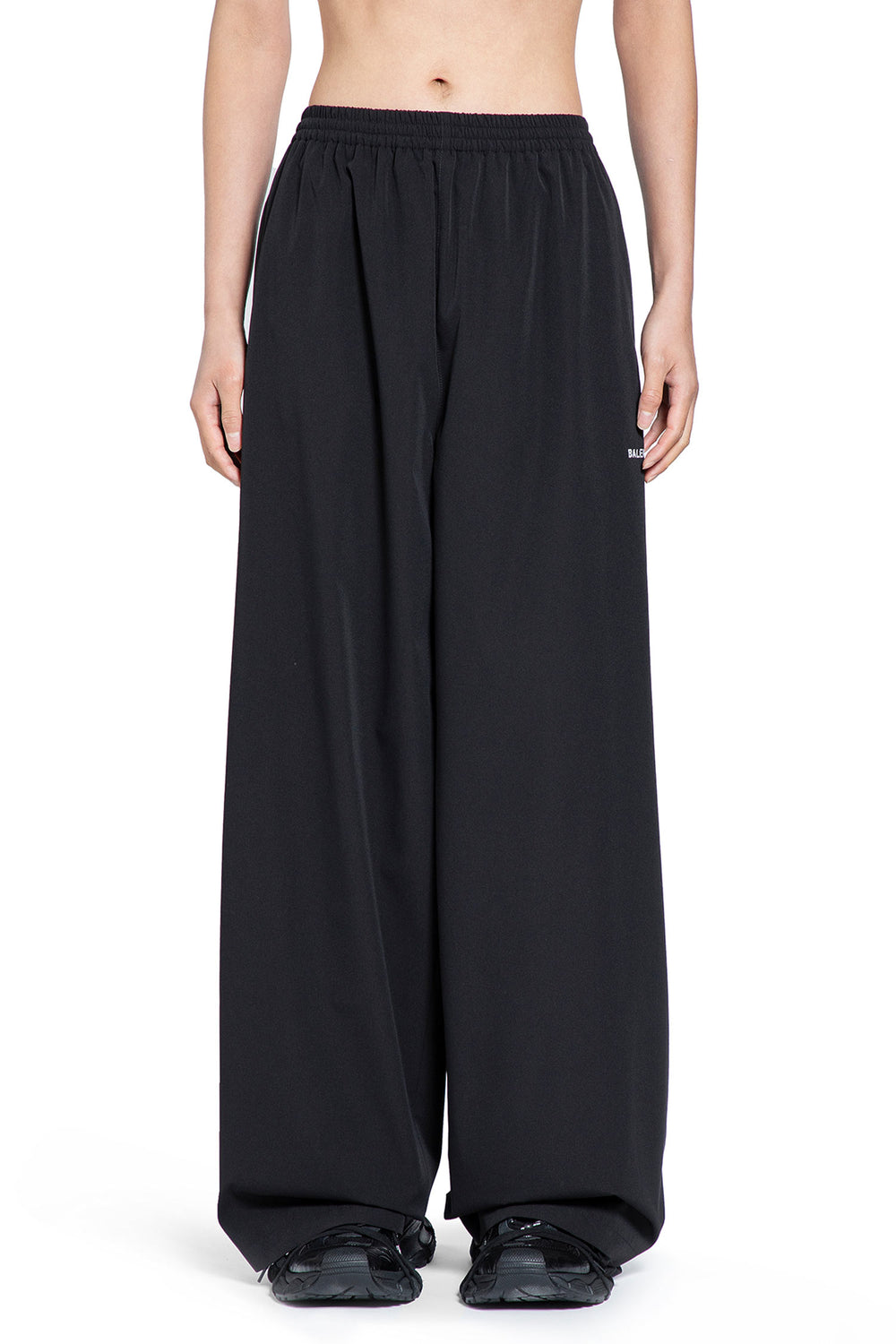 Medium Fit Tracksuit Pants