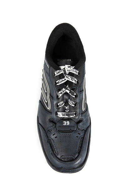 Hampton Sneakers