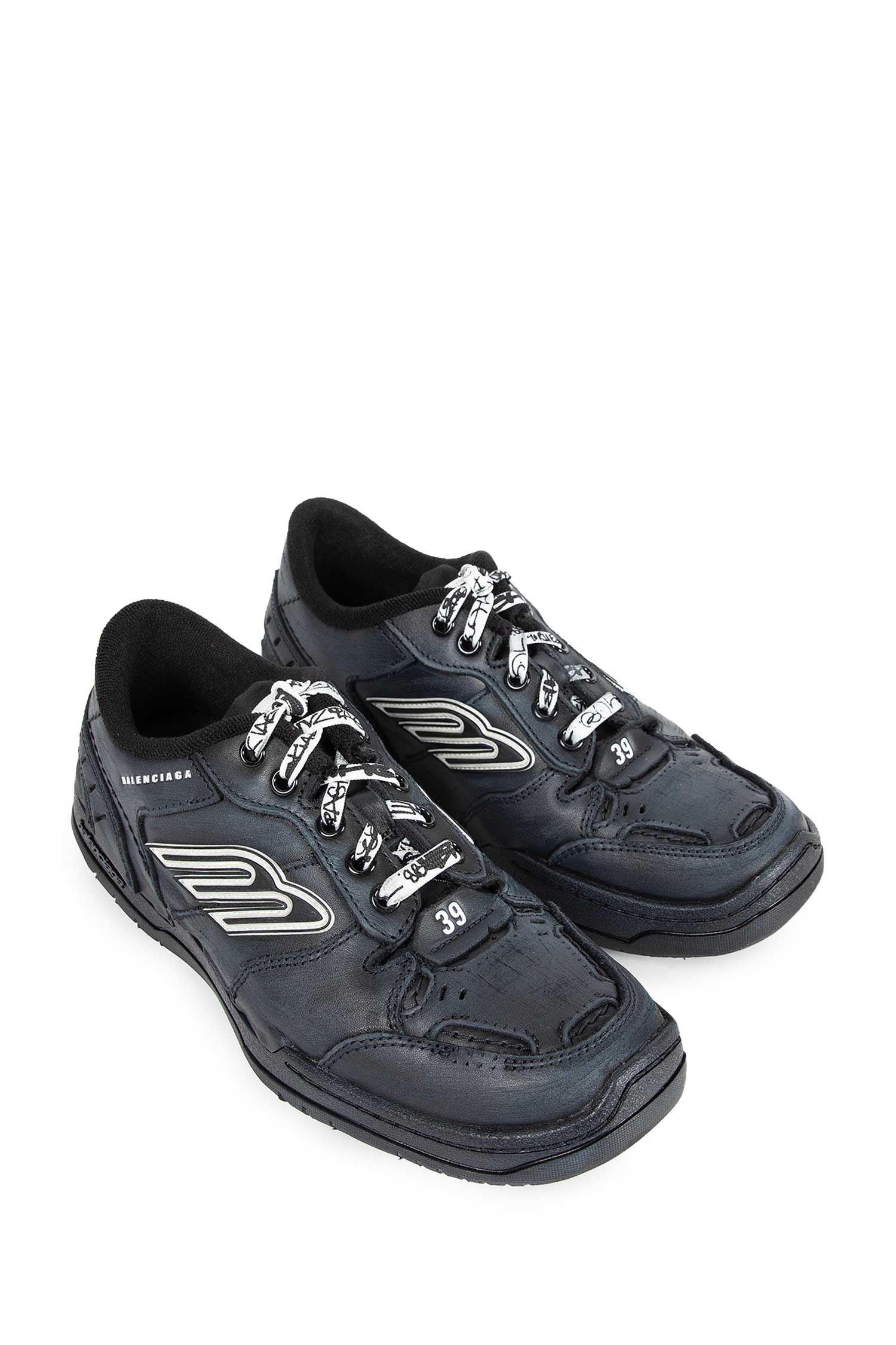 Hampton Sneakers