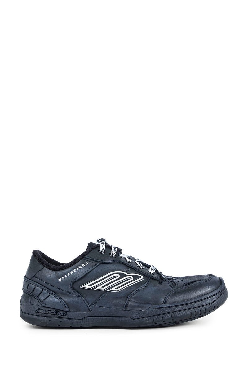 BALENCIAGA Hamptons Worn-Out Sneakers man