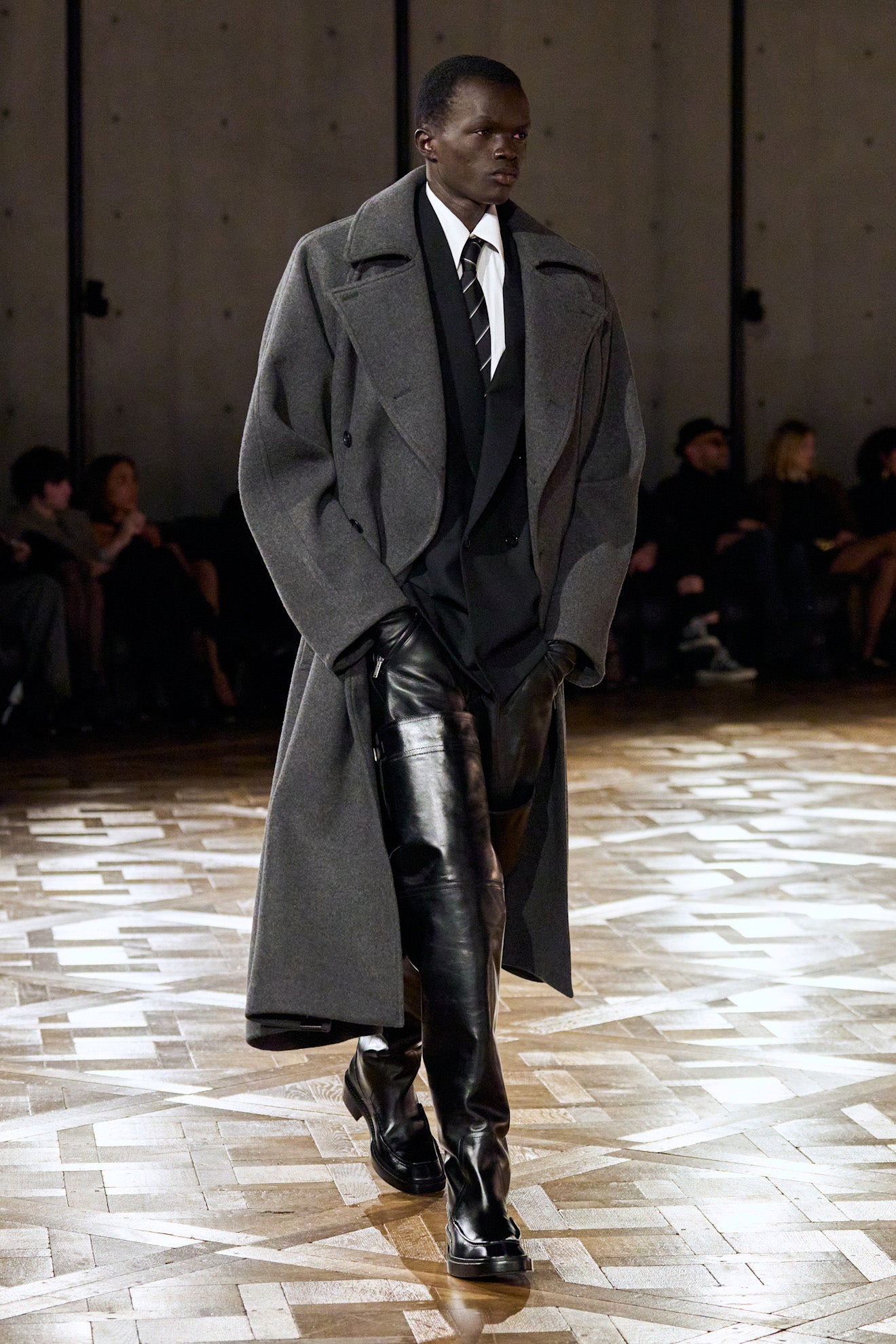 Belted Pants in Grained Leather